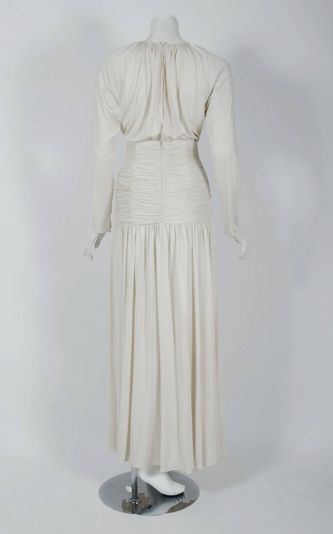 Gray 1992 Oscar de la Renta Ivory-White Ruched Silk Grecian Goddess Gown w/Tags