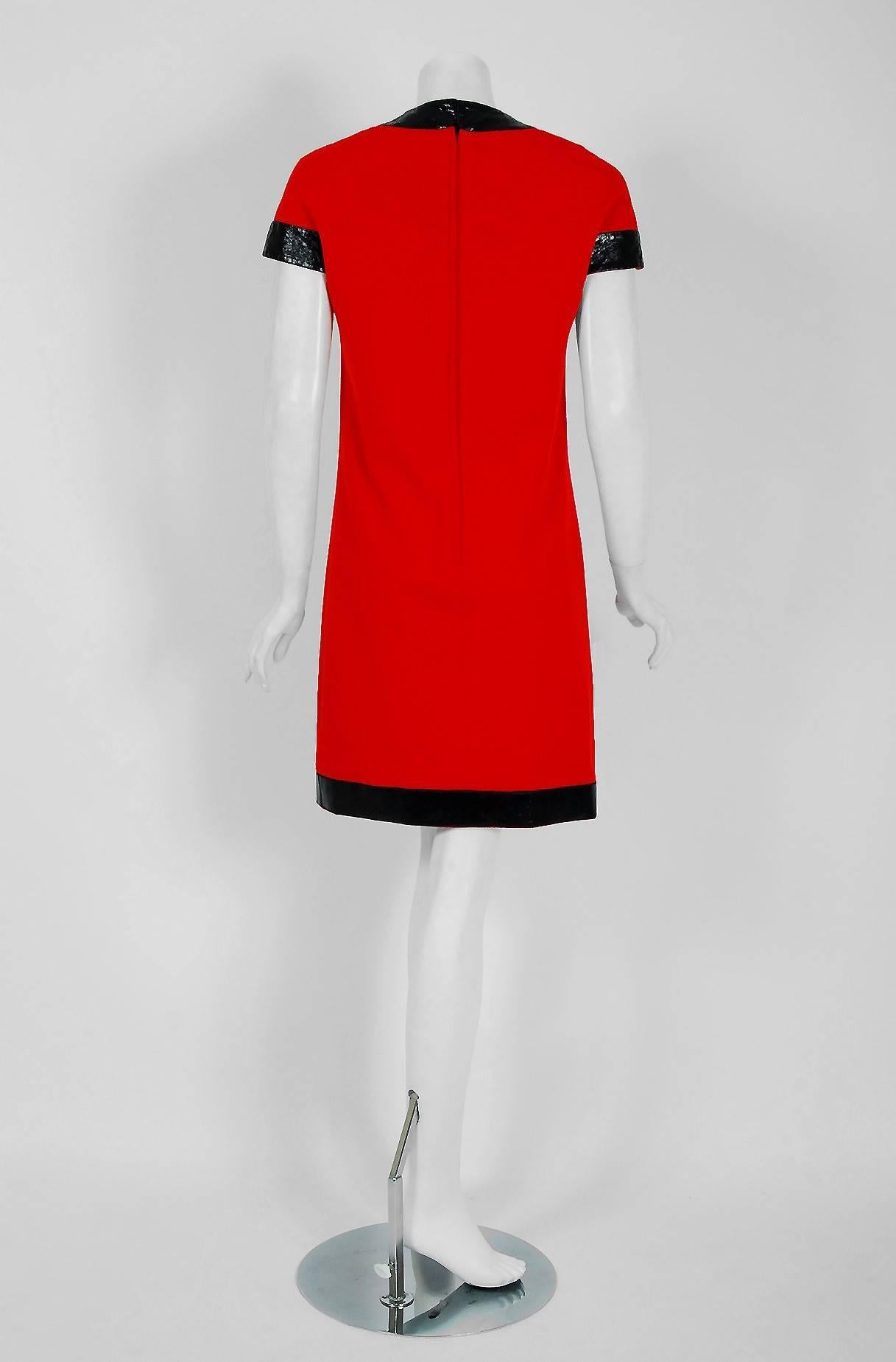 Vintage 1969 Pierre Cardin Documented Red Wool & Black Vinyl Space-Age Mod Dress In Good Condition In Beverly Hills, CA