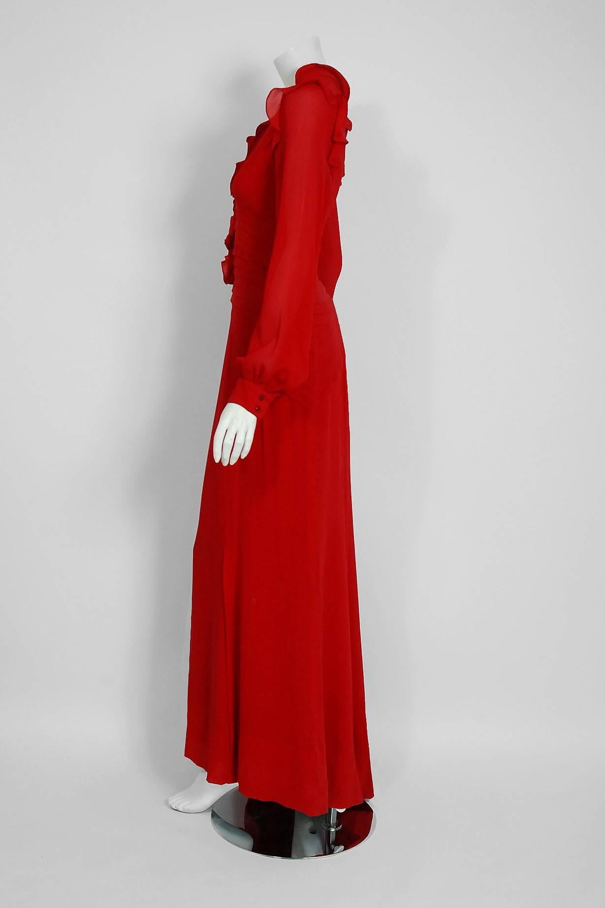 Women's 2005 Carolina Herrera Ruby Red Silk Ruffle Plunge Billow Sleeve Full Length Gown