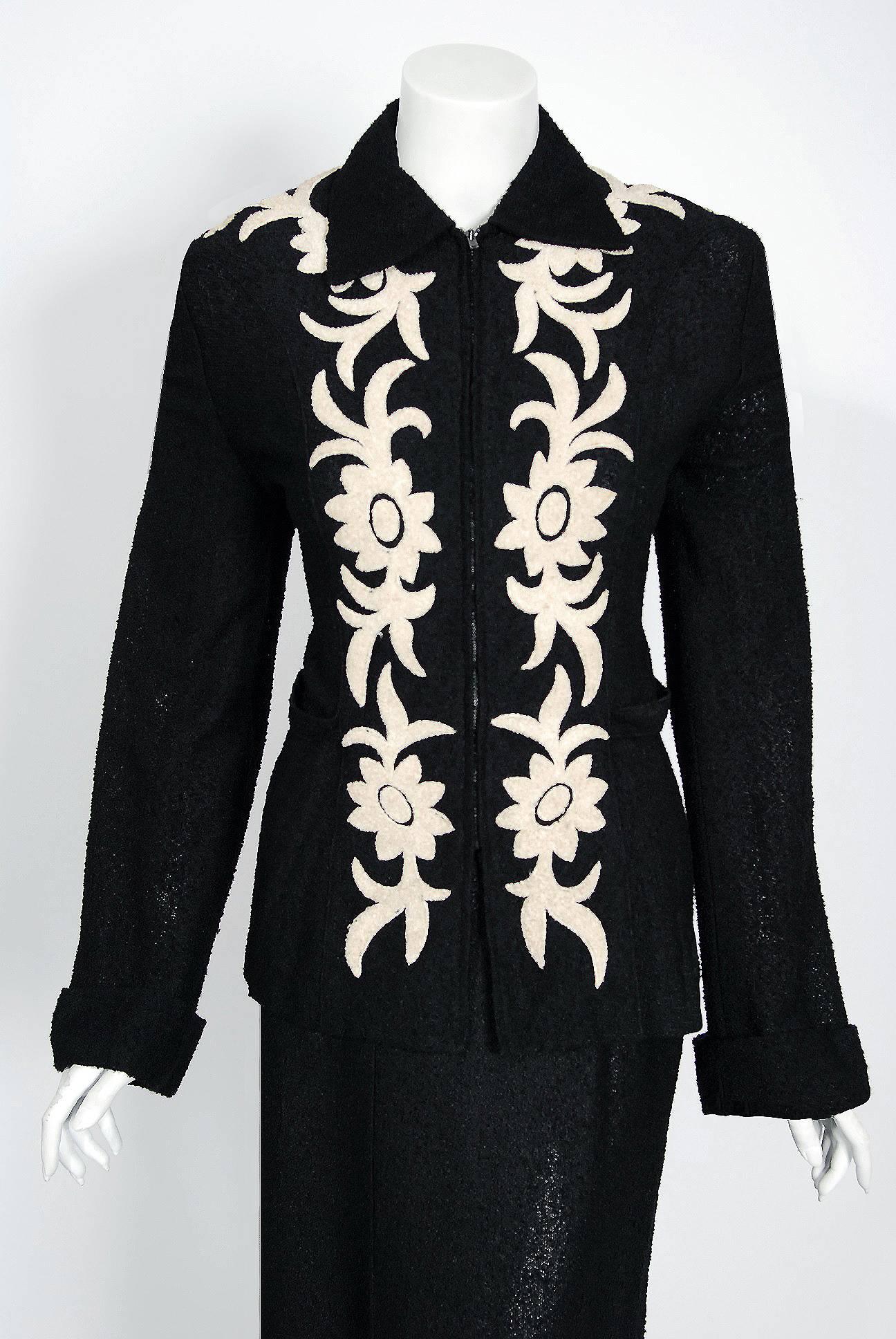 An alluring black and white floral motif chenille knit boucle-wool ensemble from the late 1930's Old Hollywood era of glamour. So reminds me of the set Schiaparelli designed for Marlene Dietrich. The beautiful sweater jacket has padded deco chenille