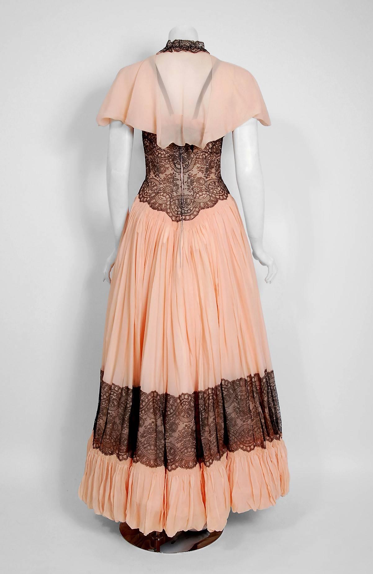 1940's French Couture Pink Silk Chiffon & Black Lace Scalloped Gown w/ Capelet In Good Condition In Beverly Hills, CA