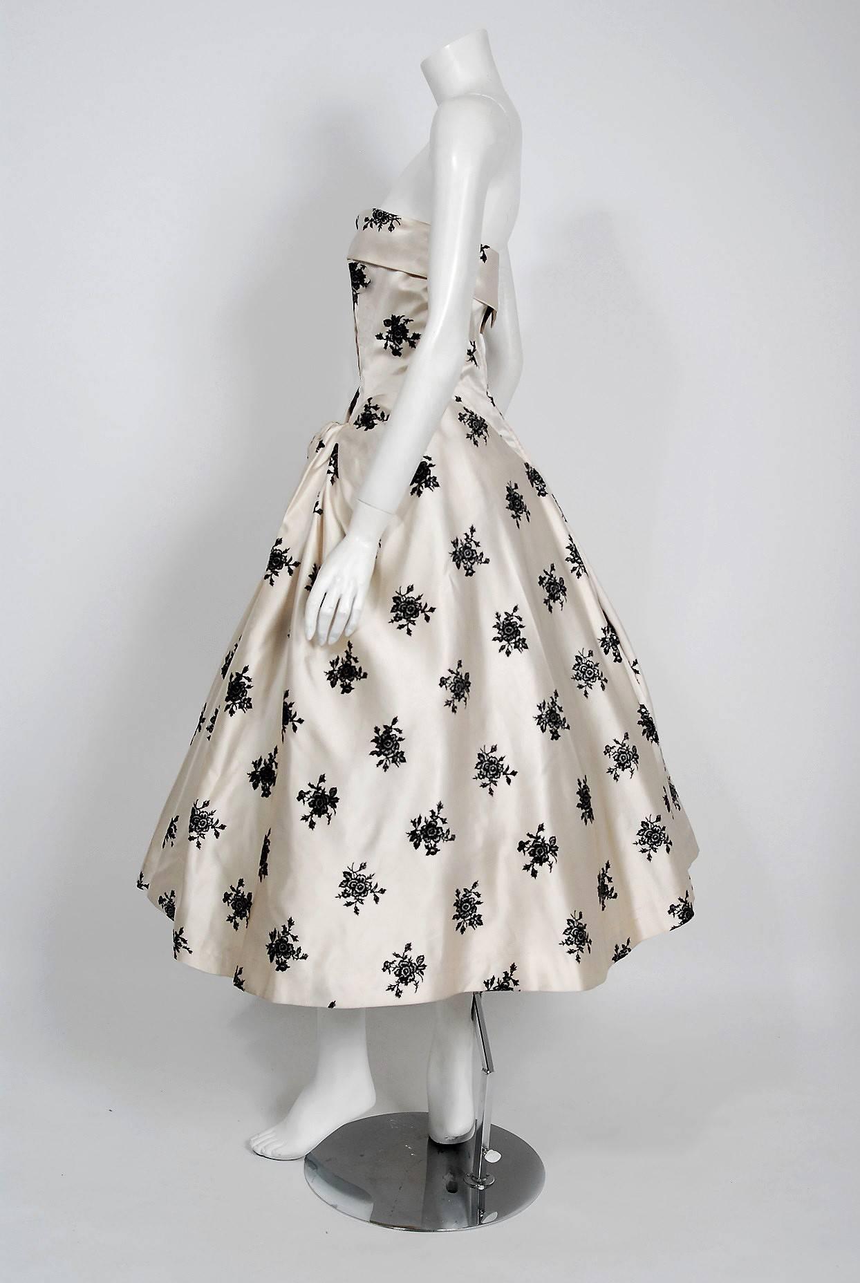 Women's 1955 Hattie Carnegie Ivory & Black Flocked Floral Satin Strapless Party Dress 
