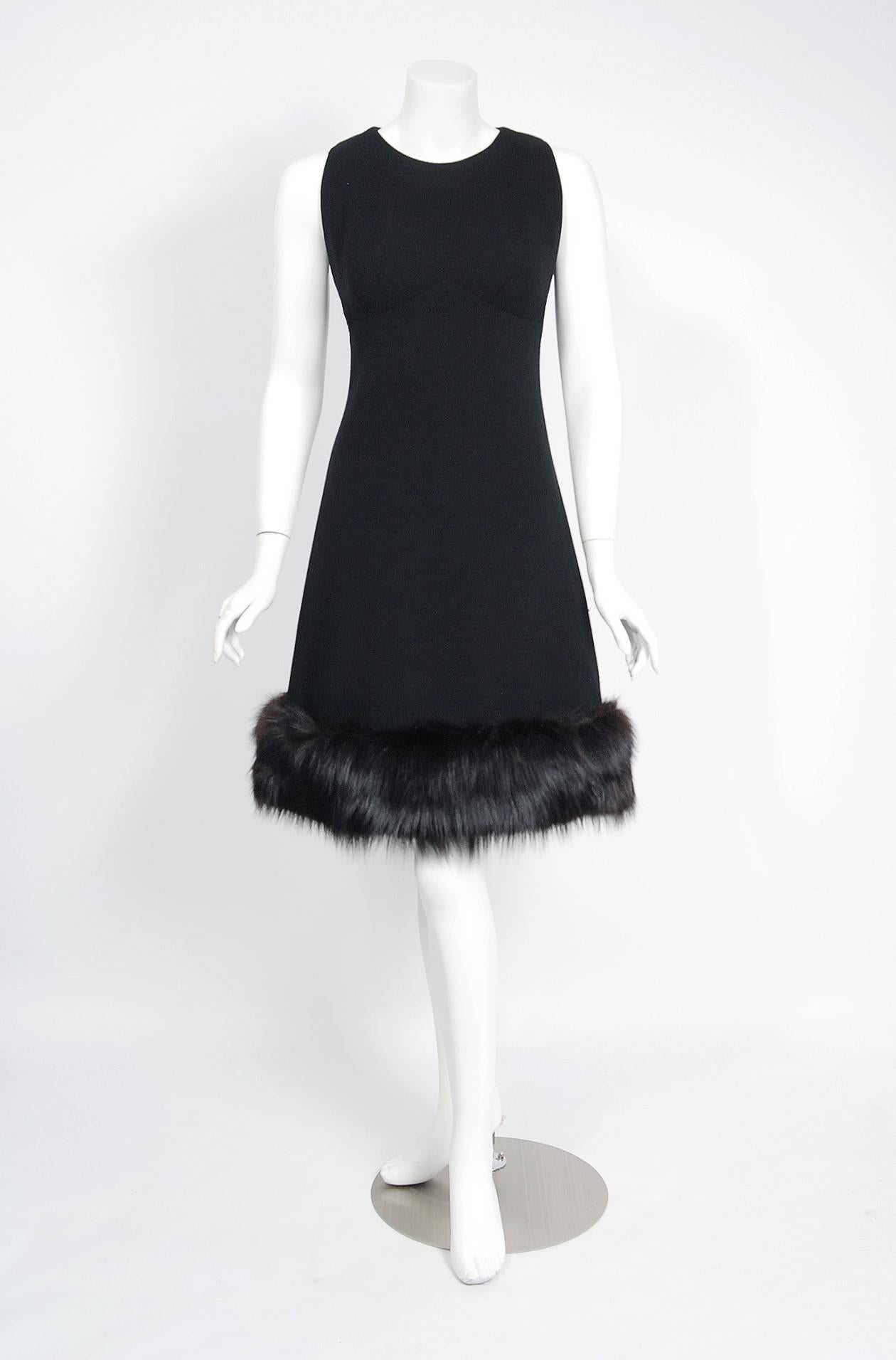 1965 Pauline Trigere Black Wool & Genuine Fox-Fur Cocktail Dress & Capelet Set In Excellent Condition In Beverly Hills, CA