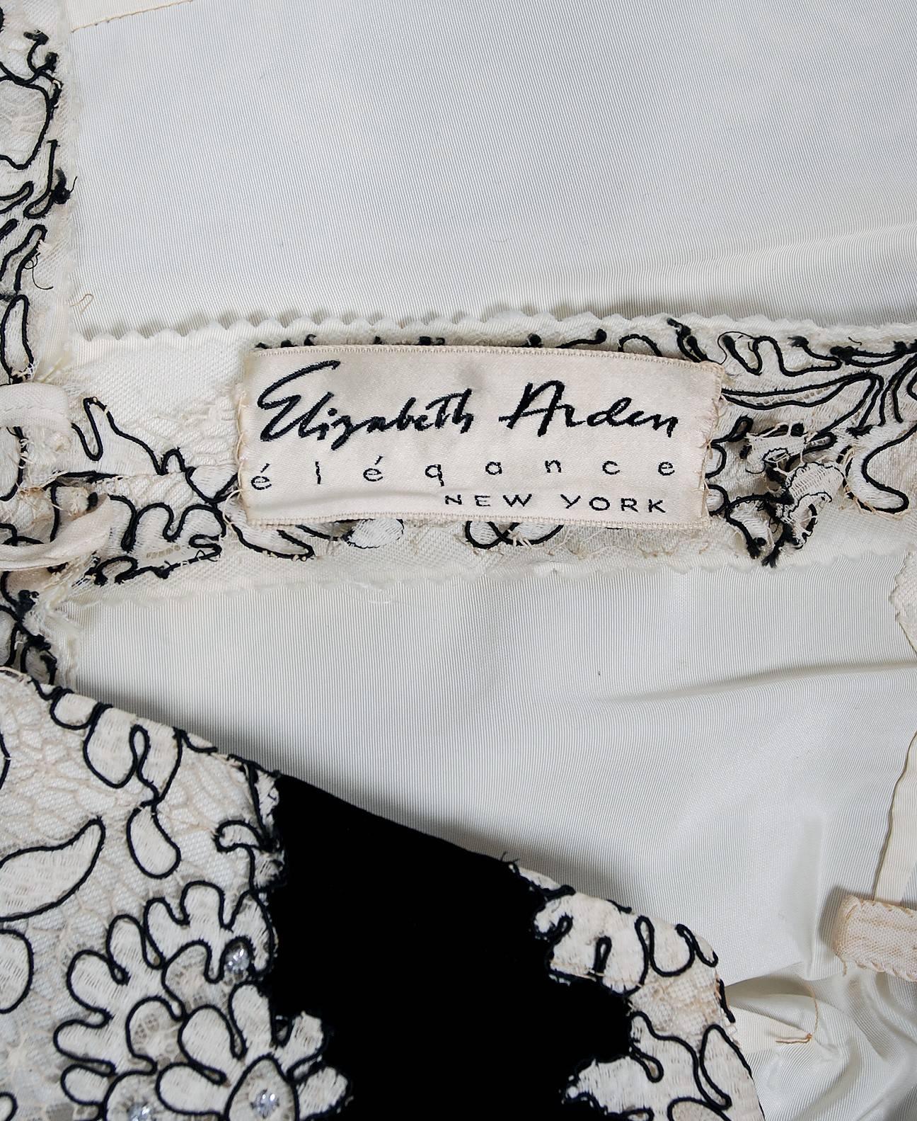 Vintage 1950's Elizabeth Arden Couture Ivory Lace & Black Velvet Scalloped Dress For Sale 1
