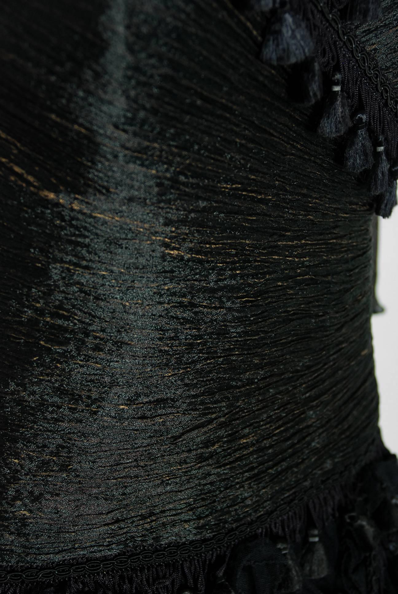 Robe vintage Zandra Rhodes à épaules dénudées et épaules dénudées en tulle avec pompons et franges (années 1990) Bon état - En vente à Beverly Hills, CA