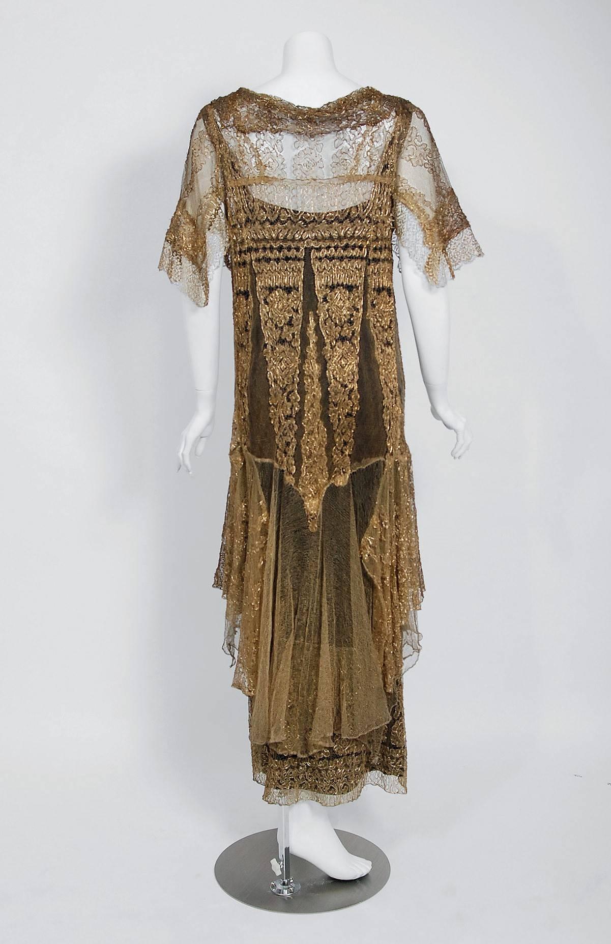 1920's Oppenheim Collins Couture Metallic-Gold Lace Tiered Flutter Evening Dress In Excellent Condition In Beverly Hills, CA