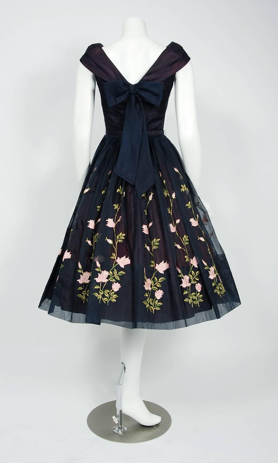 1950's Claudia Young Floral Garden Embroidered Navy Organza Belted Party Dress In Excellent Condition In Beverly Hills, CA