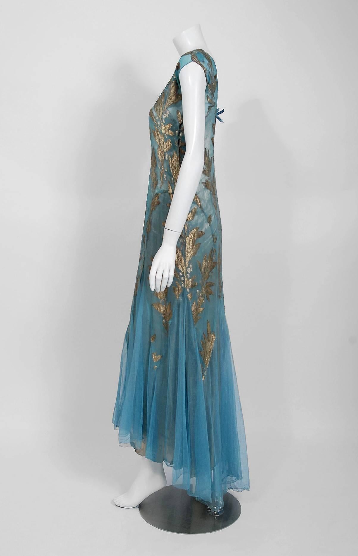 1930's French Couture Metallic-Gold Lamé Leaf Motif Blue Bias-Cut Evening Dress In Good Condition In Beverly Hills, CA