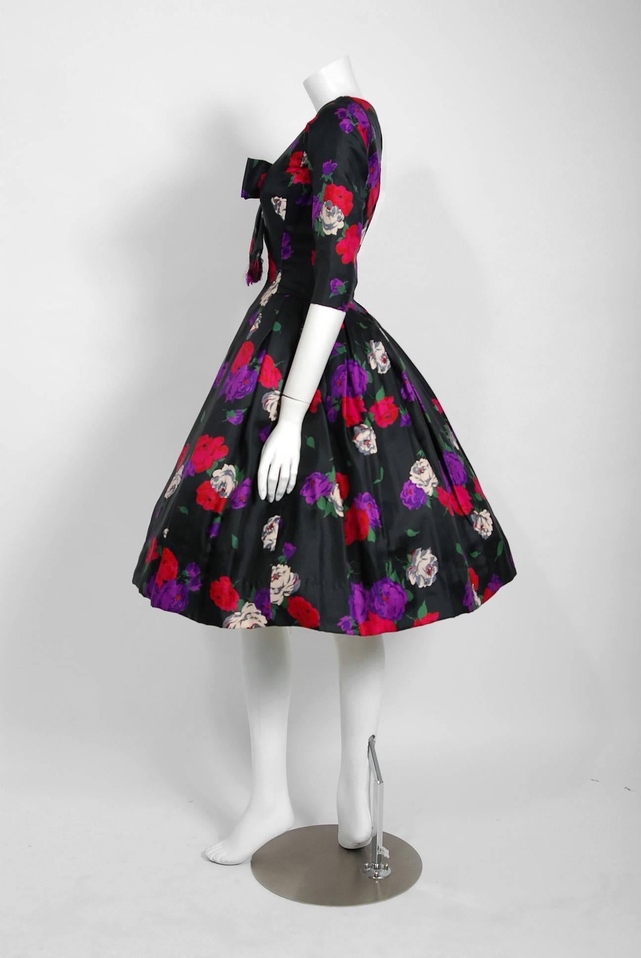 Black Vintage 1950's Suzy Perette Rose-Garden Floral Print Silk Bow Plunge Full Dress