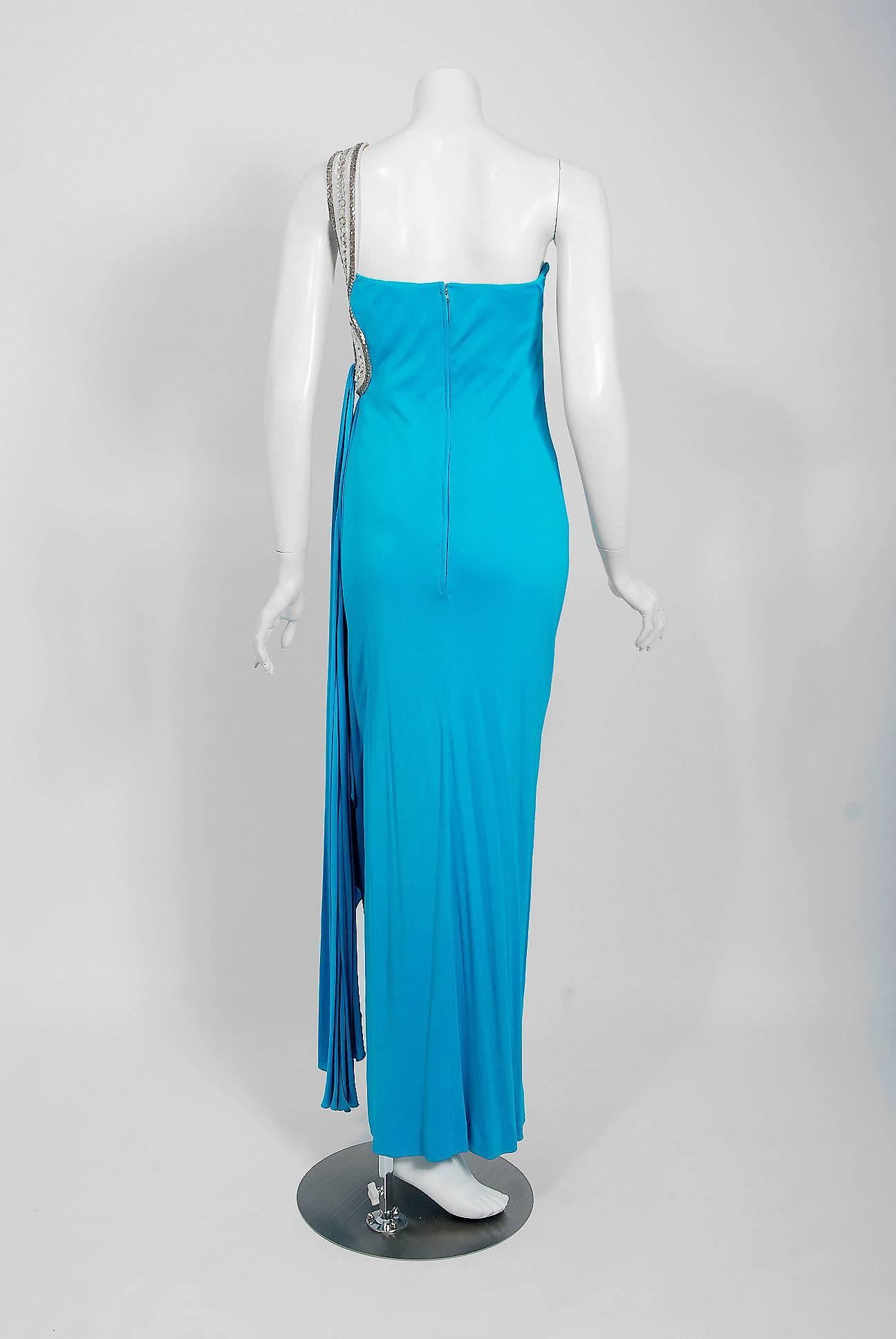 Vintage 1986 Travilla Couture Whitney Houston Design Blue One-Shoulder Silk Gown For Sale 4
