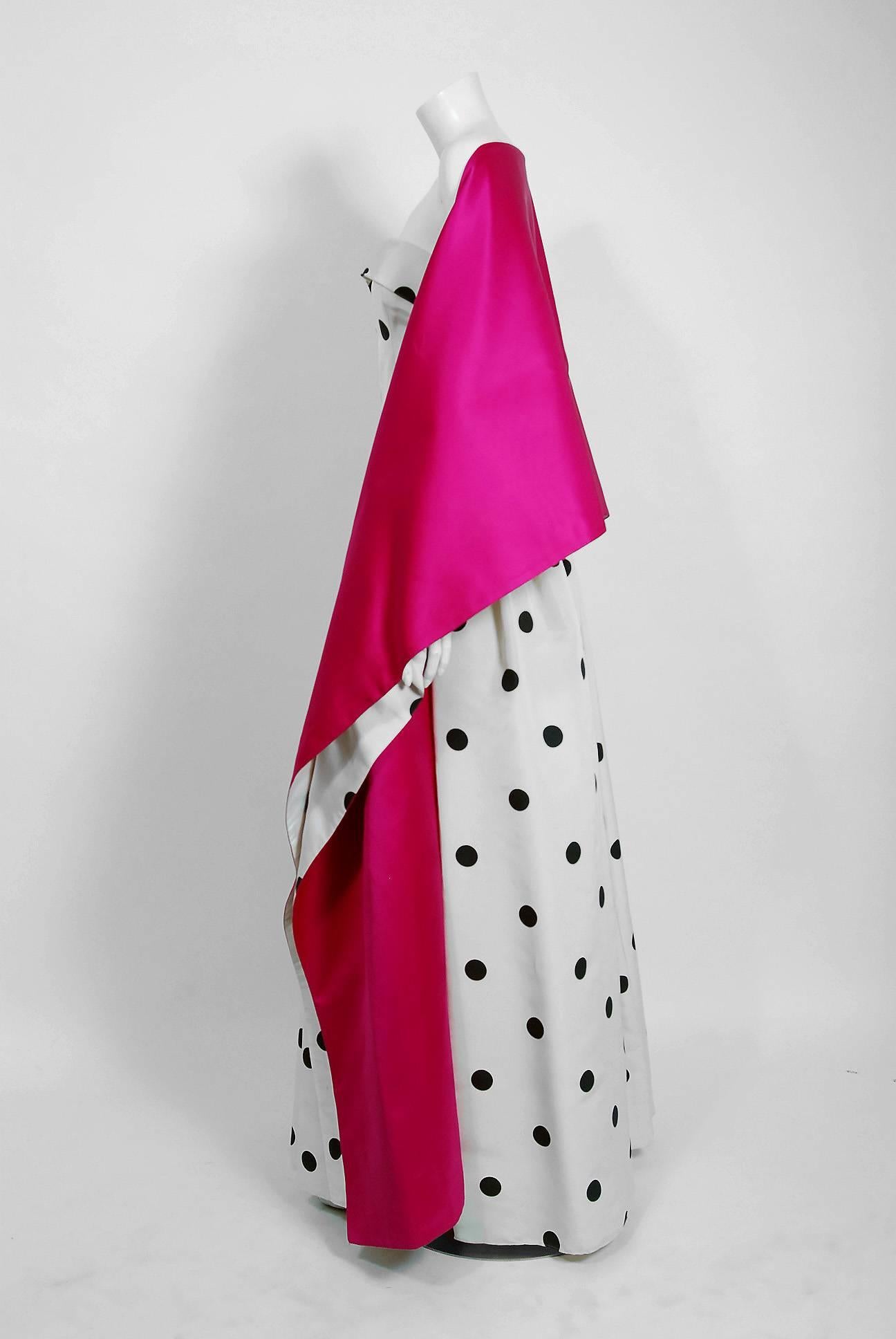 2000 Oscar de la Renta White Black Polka-Dot Print Silk Strapless Gown & Shawl 1