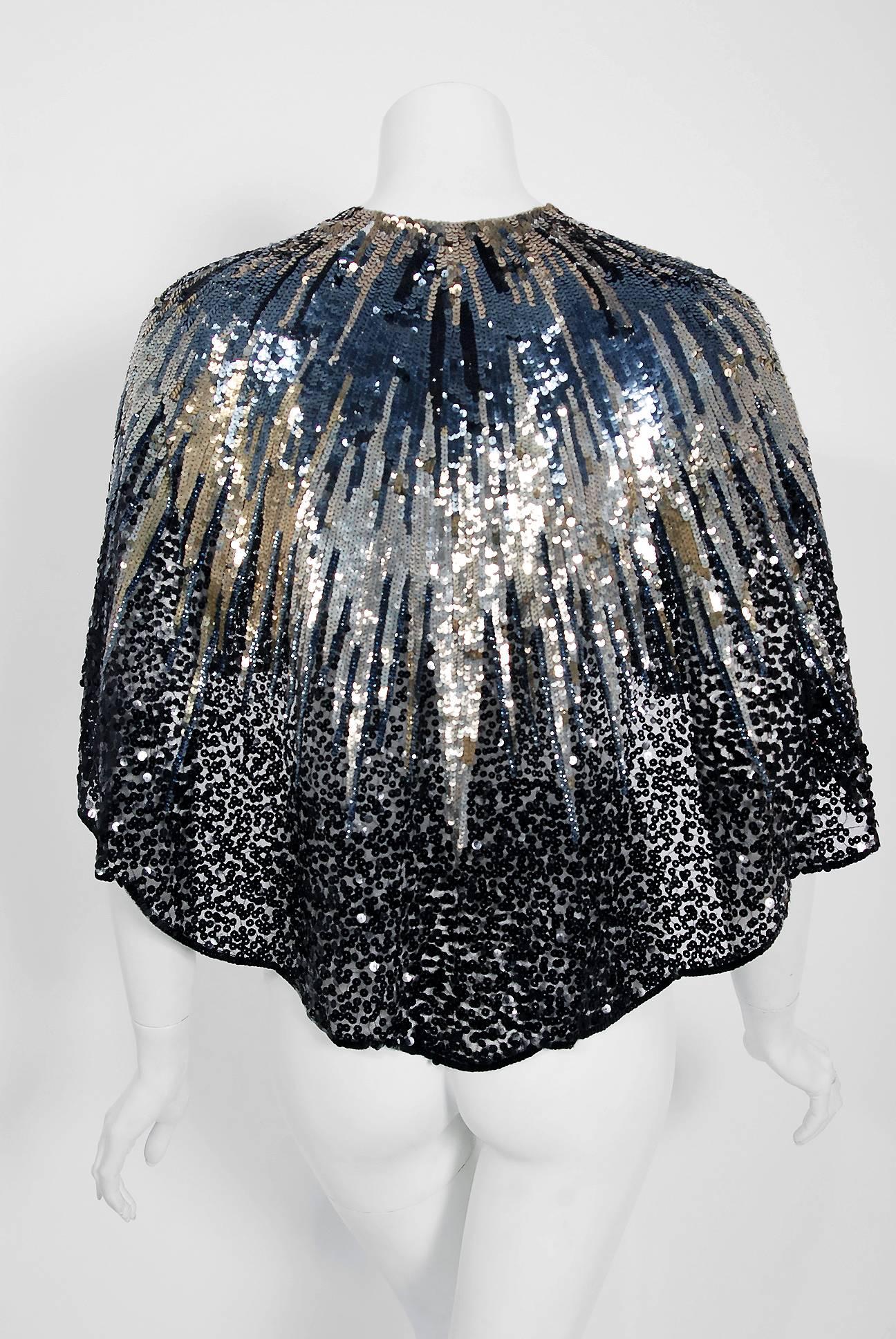 1920's French Couture Ombre Beaded Sequin High-Low Flapper Capelet In Excellent Condition In Beverly Hills, CA