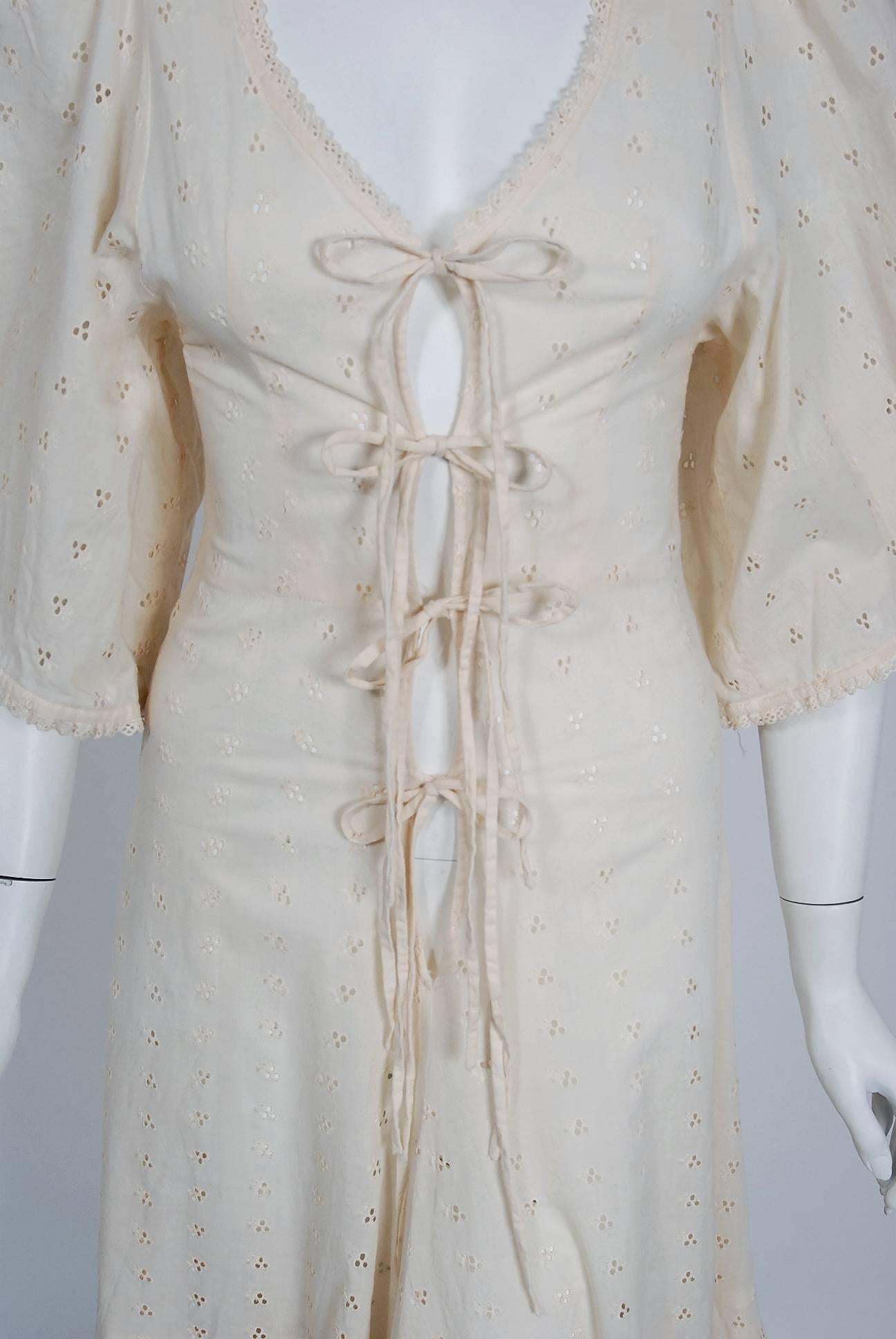 1972 Biba London Creme Eyelet Cotton Flutter Sleeve Plunge Lace-Up Dress In Excellent Condition In Beverly Hills, CA