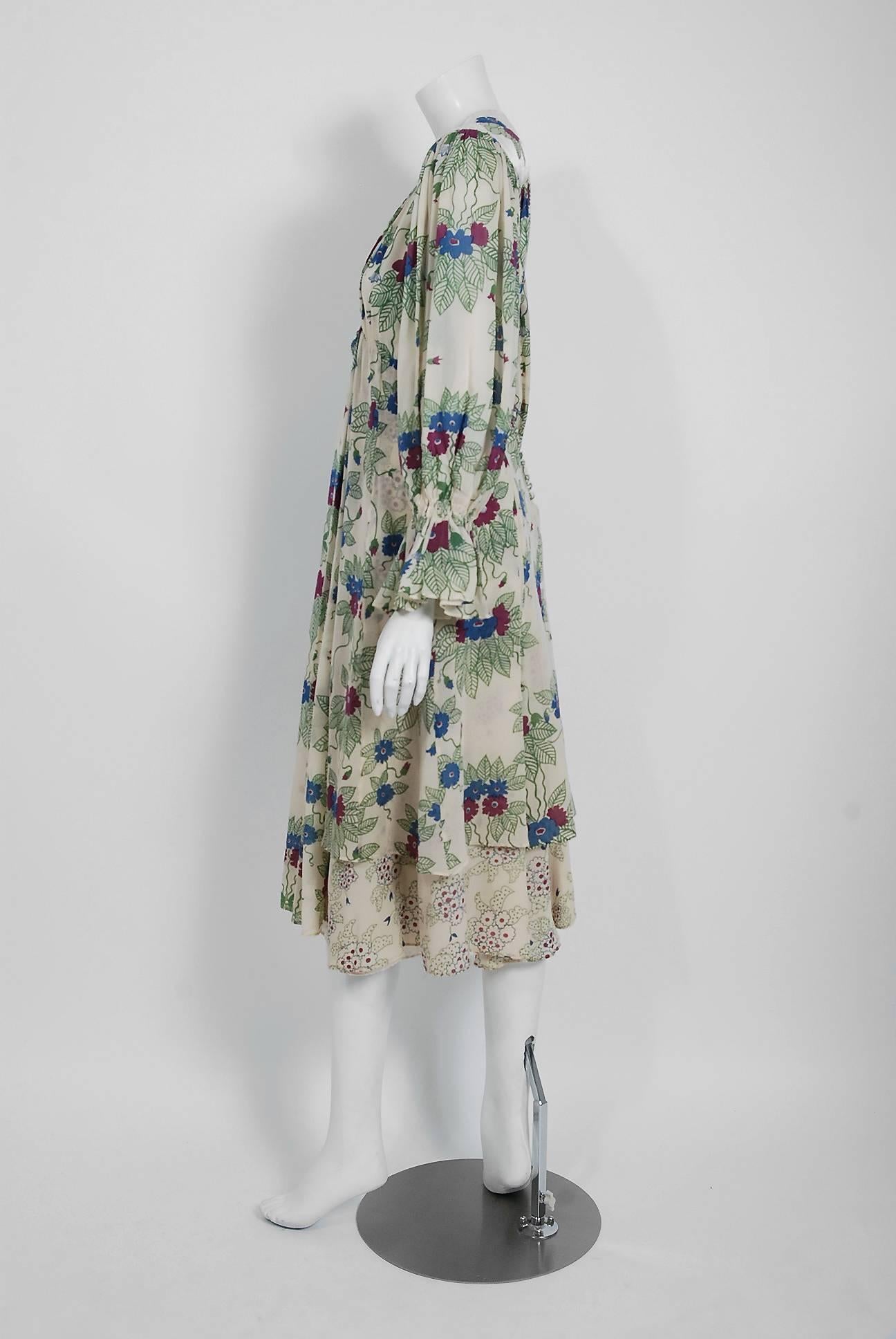 1973 Ossie Clark Couture Celia Birtwell Floral Print Tiered Silk Chiffon Dress In Good Condition In Beverly Hills, CA