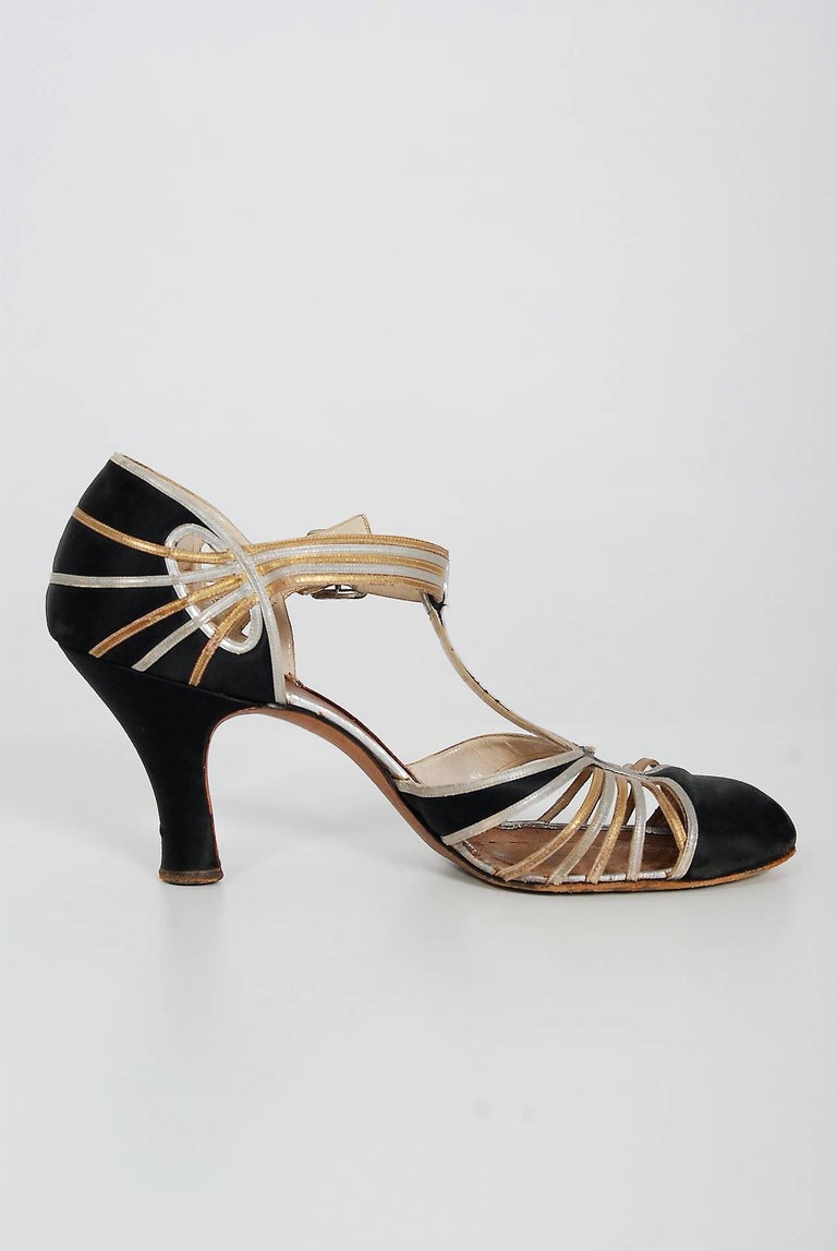 1920�s Art Deco Black Silk Metallic Silver and Gold Cut