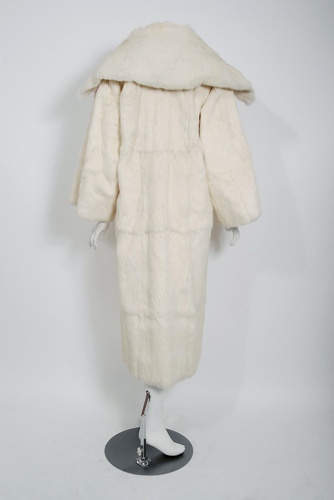 1920's Reversible Chinese Embroidered Ivory Silk Crepe Rabbit Fur Couture Coat 3
