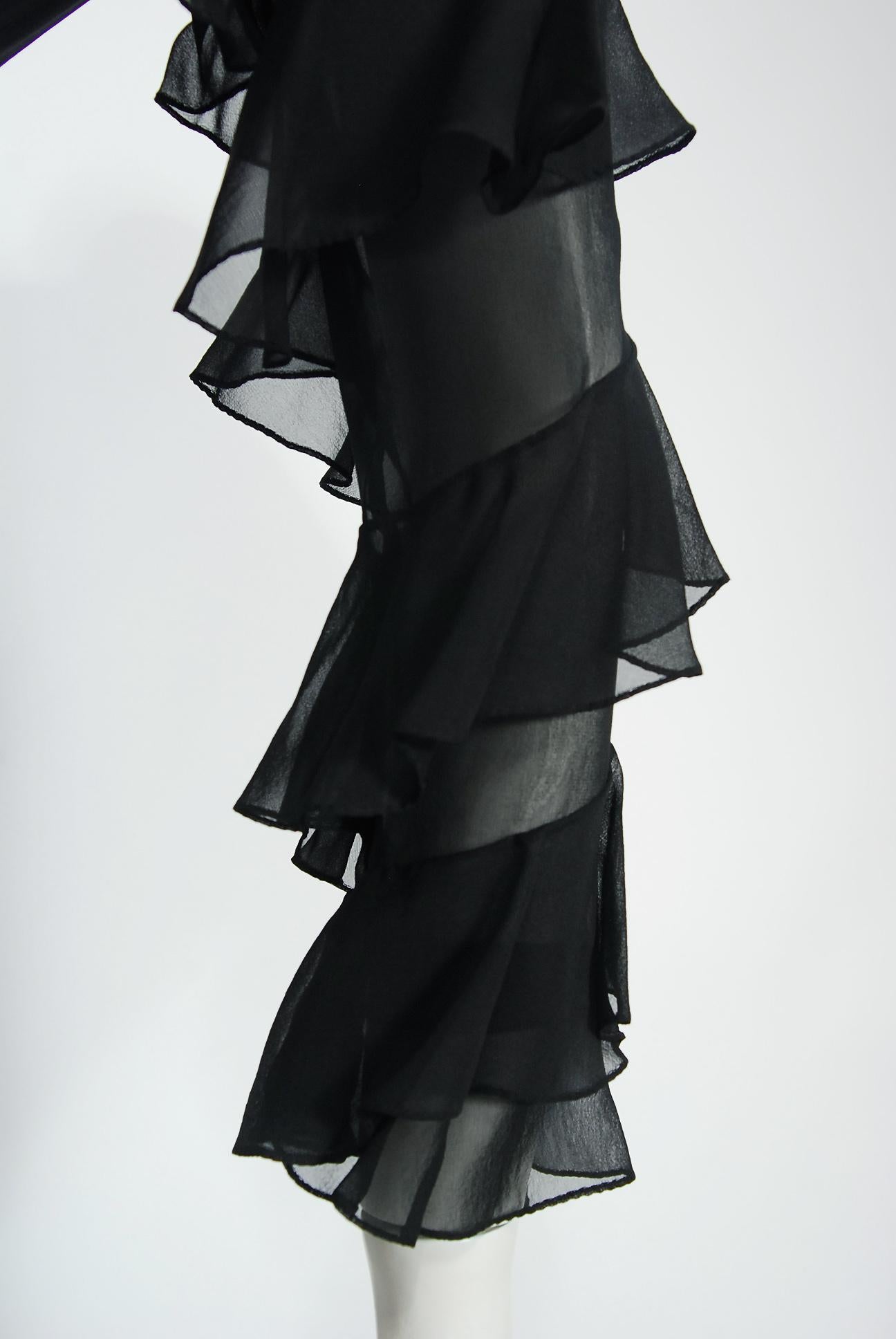 Women's 1973 Bill Blass Couture Black Tiered Ruffle Silk-Chiffon Plunge Cocktail Dress