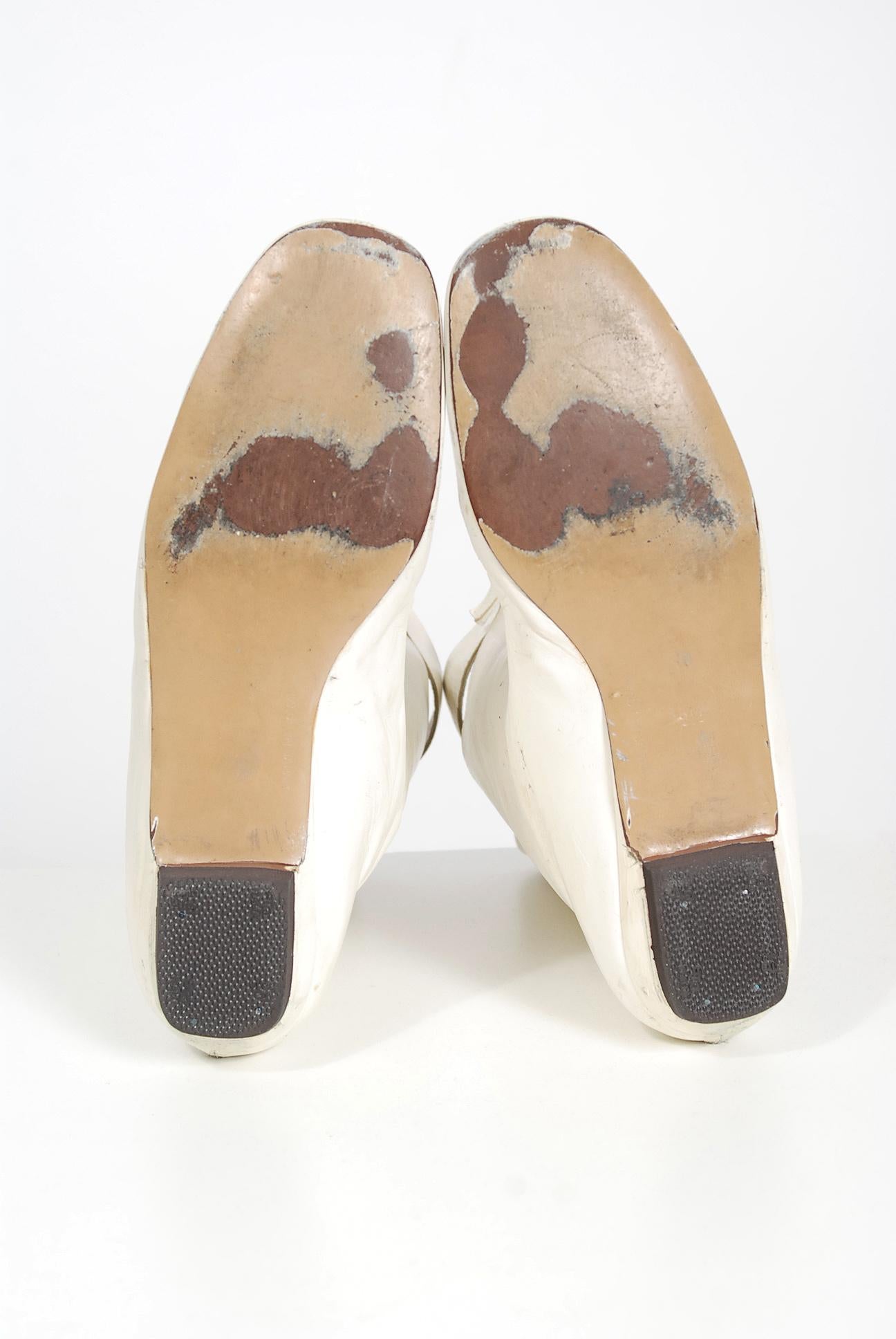 Women's Courreges Couture White Leather Cut Out Mod Space Age Flat Go-Go Boots, 1965 