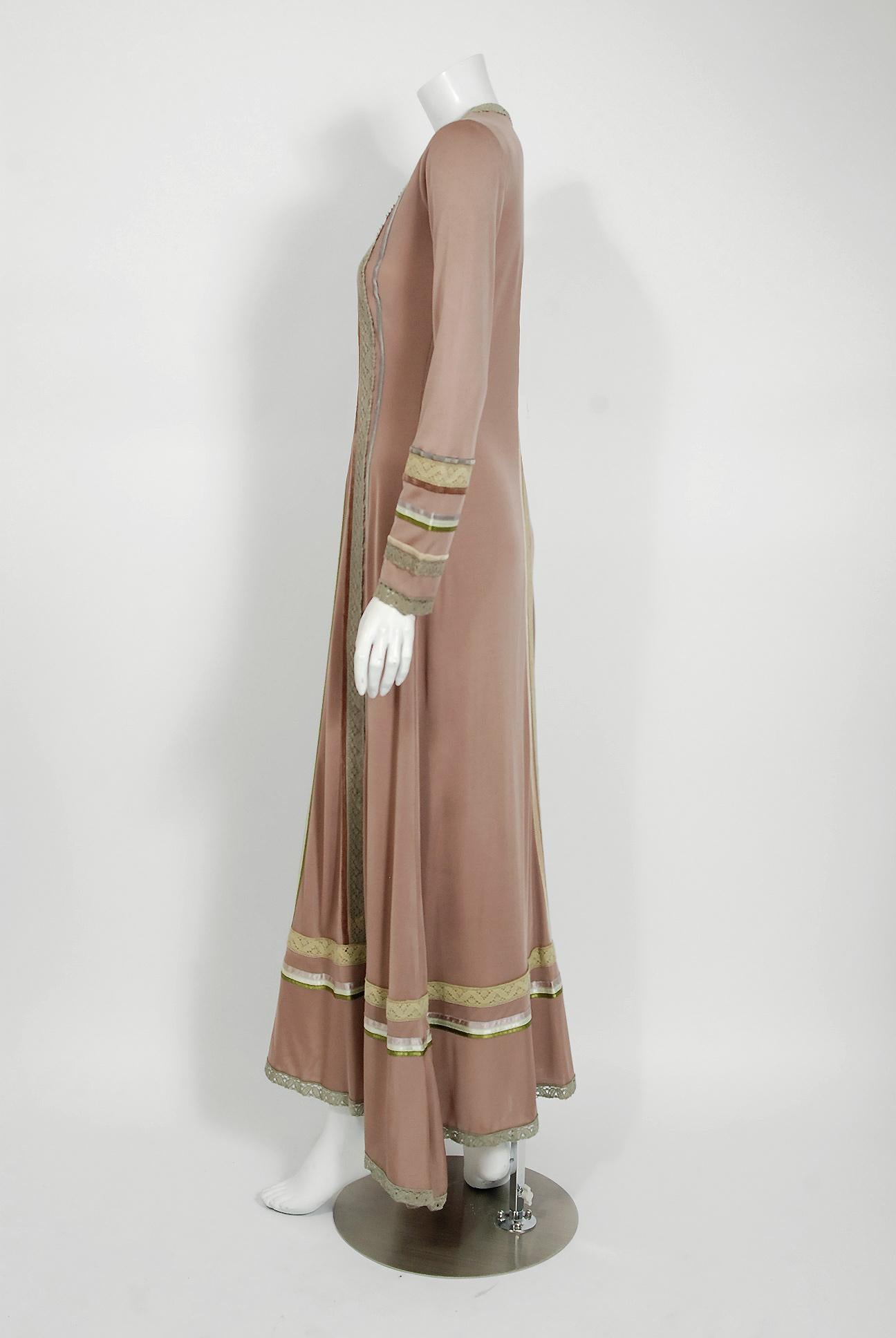 1975 Sant' Angelo Taupe Jersey Knit Ribbon Lace Applique Bohemian Maxi Dress 1