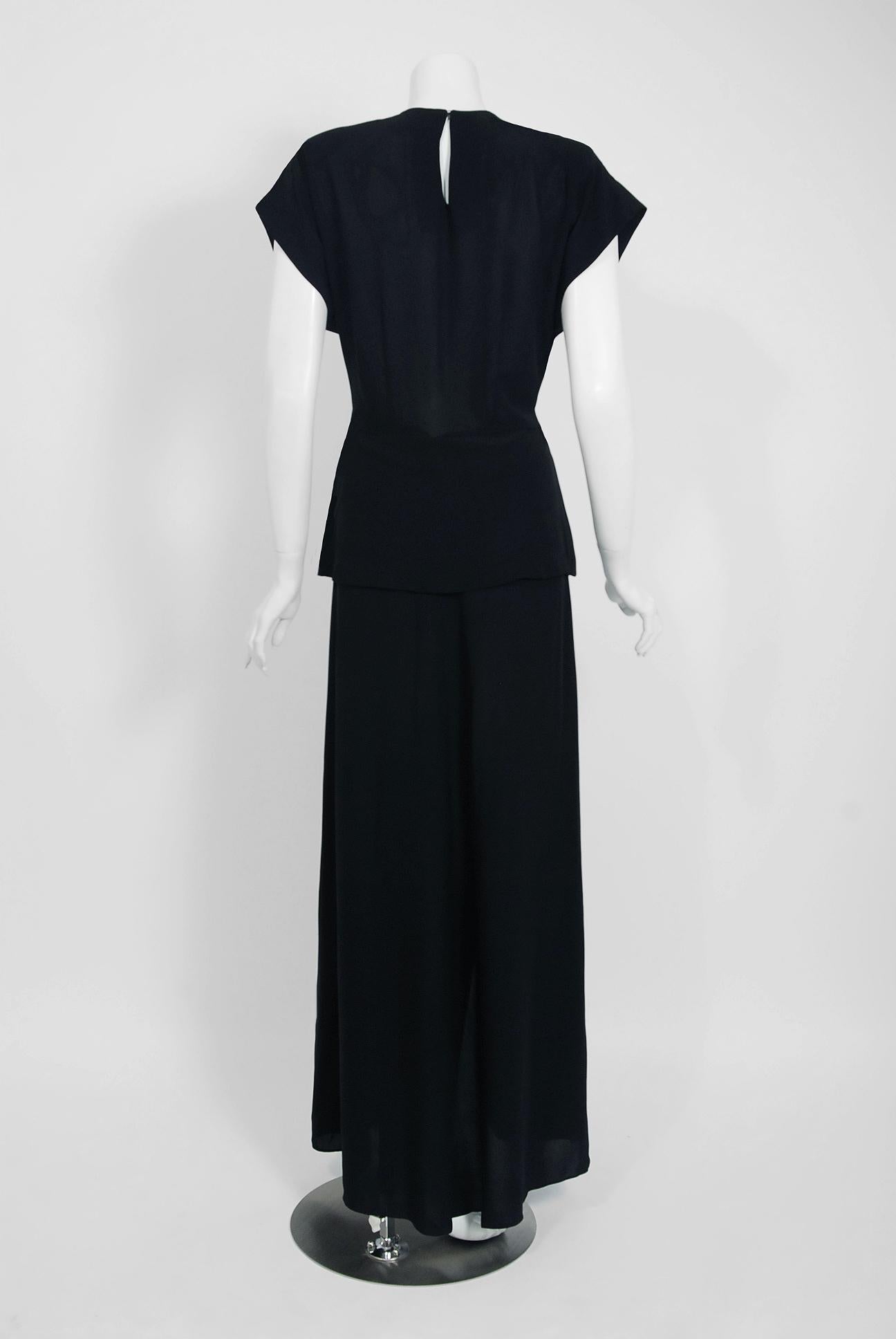 1940's Flying Birds Sequin Metallic Embroidered Novelty Black Silk Peplum Gown 4