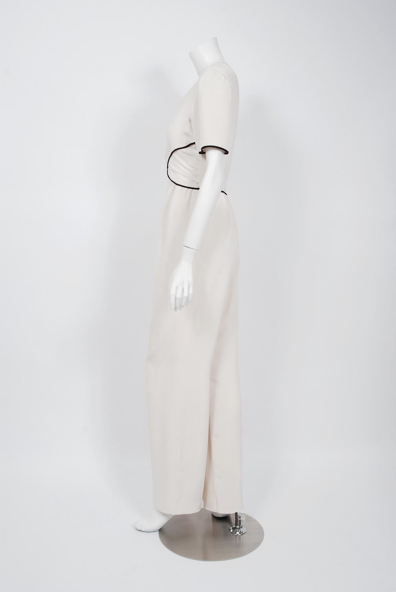 Gray Vintage 1979 Bill Blass Couture Ivory Silk One-Shoulder Asymmetric Jumpsuit