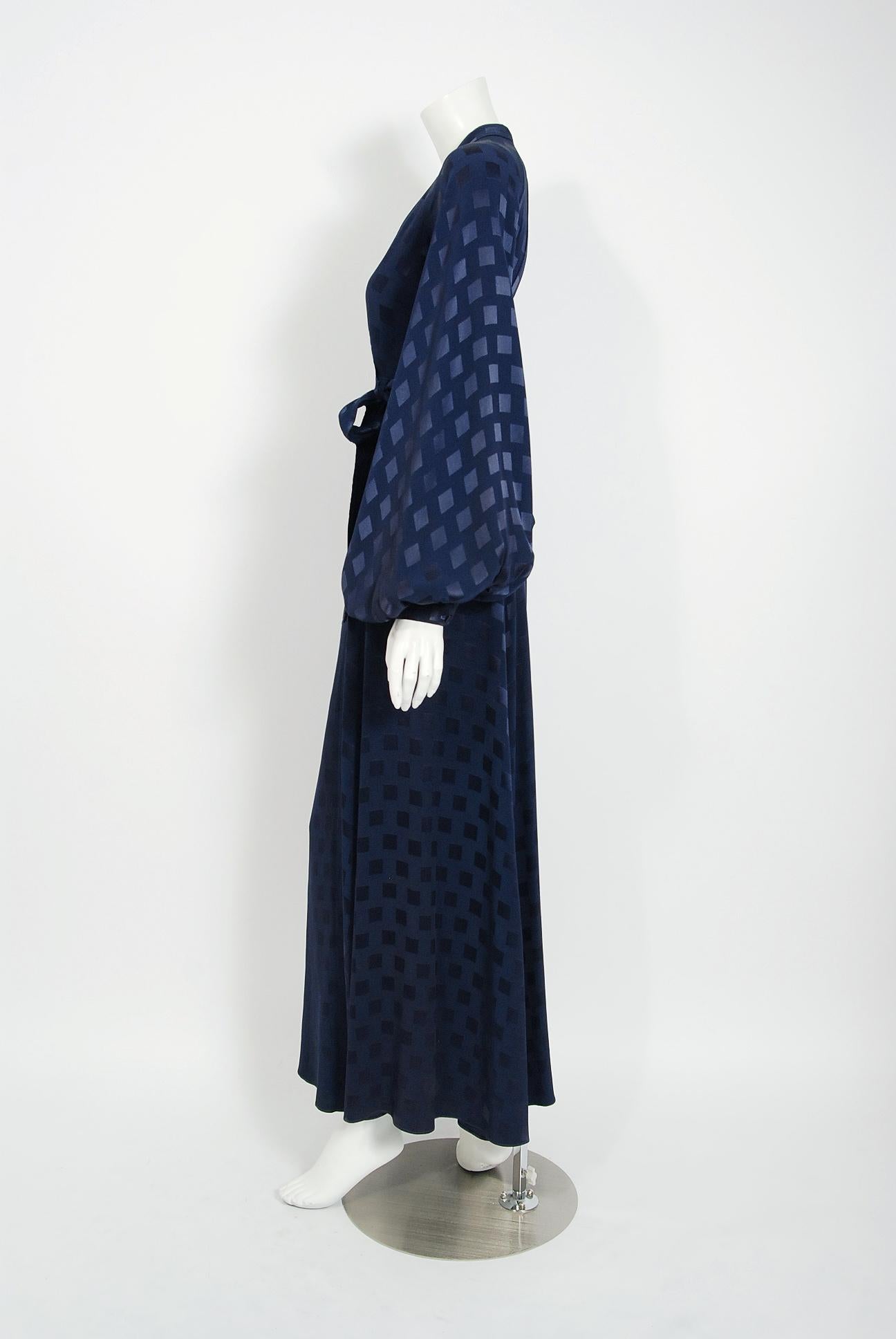 Women's Ossie Clark for Quorum Navy Deco Print Satin Backless Billow-Sleeve Gown, 1972  