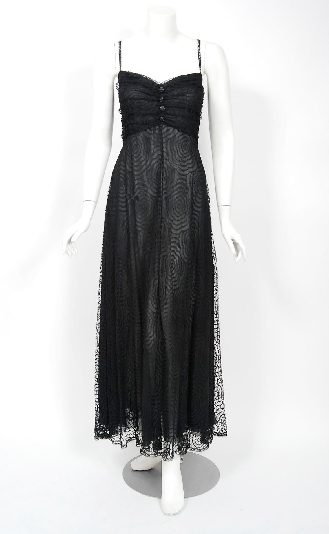 Vintage 1995 Karl Lagerfeld for Chloe Black Spiderweb Lace Velvet Dress & Jacket In Excellent Condition In Beverly Hills, CA