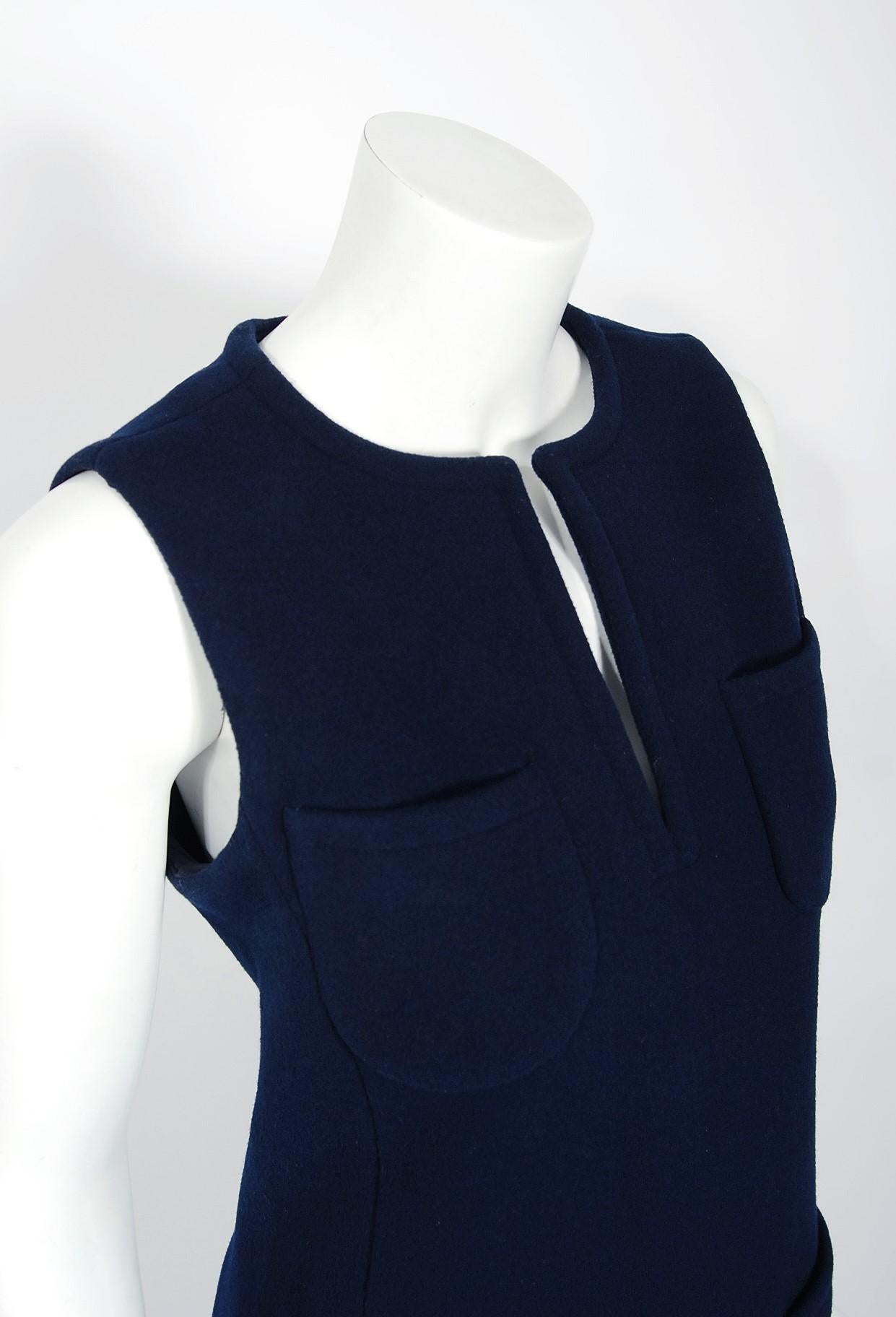 1968 Calvin Klein Navy-Blue Wool Mod Pockets Sleeveless Tunic & Pants Ensemble  In Good Condition In Beverly Hills, CA
