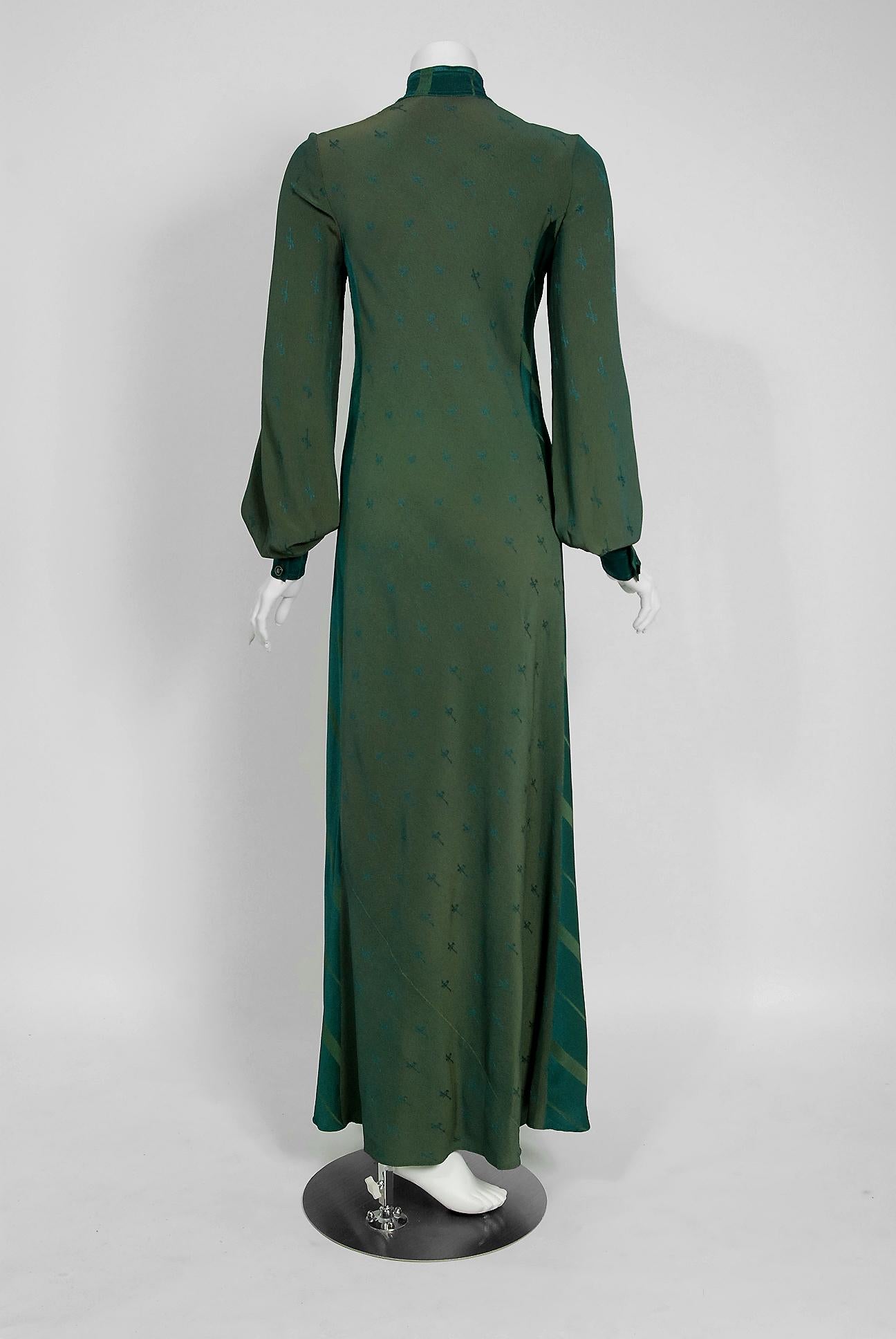 1970 Alice Pollock Green Print Rayon Cut-Out Plunge Billow Sleeve Maxi Dress  3