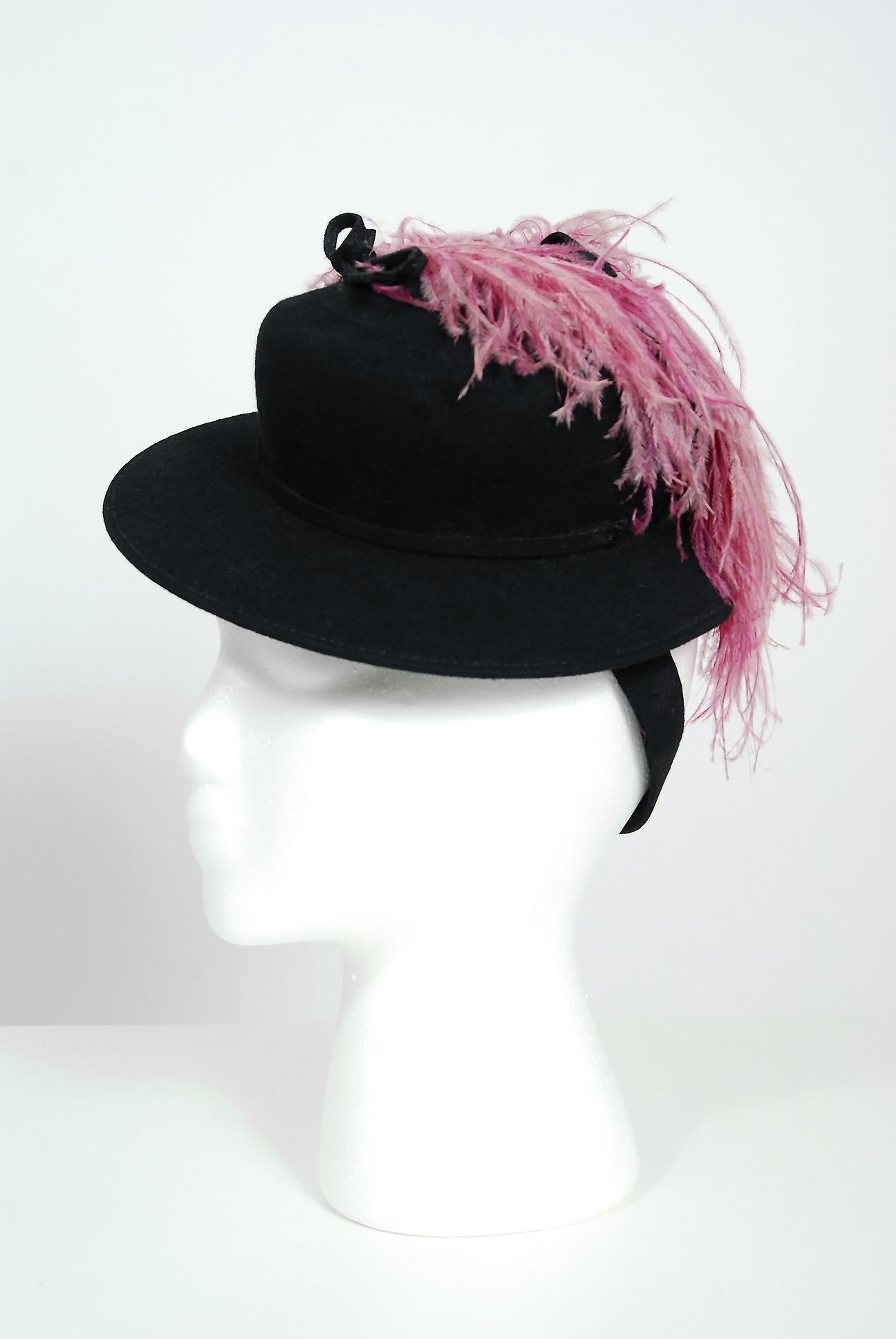 Gray 1940's Austelle Black Wool-Felt & Pink Ostrich-Feather Film Noir Tilt Toy Hat