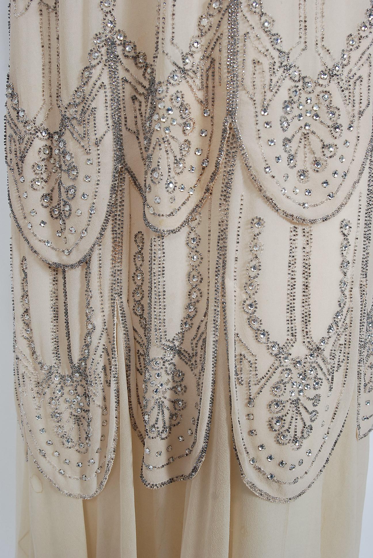 Vintage 1930's French Couture Creme Silk Beaded Rhinestone Scalloped Deco Gown In Good Condition In Beverly Hills, CA