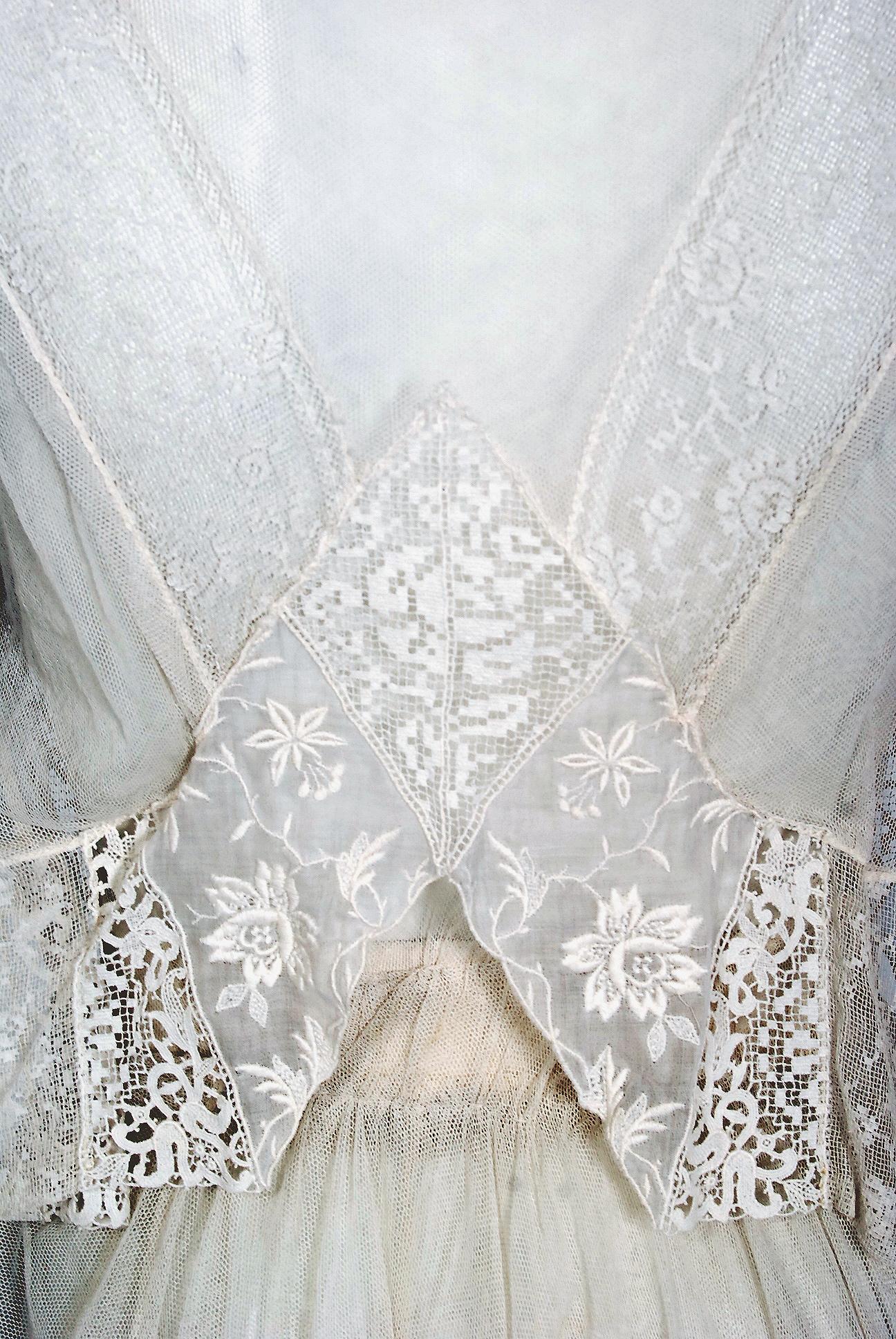 Antique 1910's Ivory Sheer Embroidered Floral Lace & Tulle Tiered Bridal Gown For Sale 1