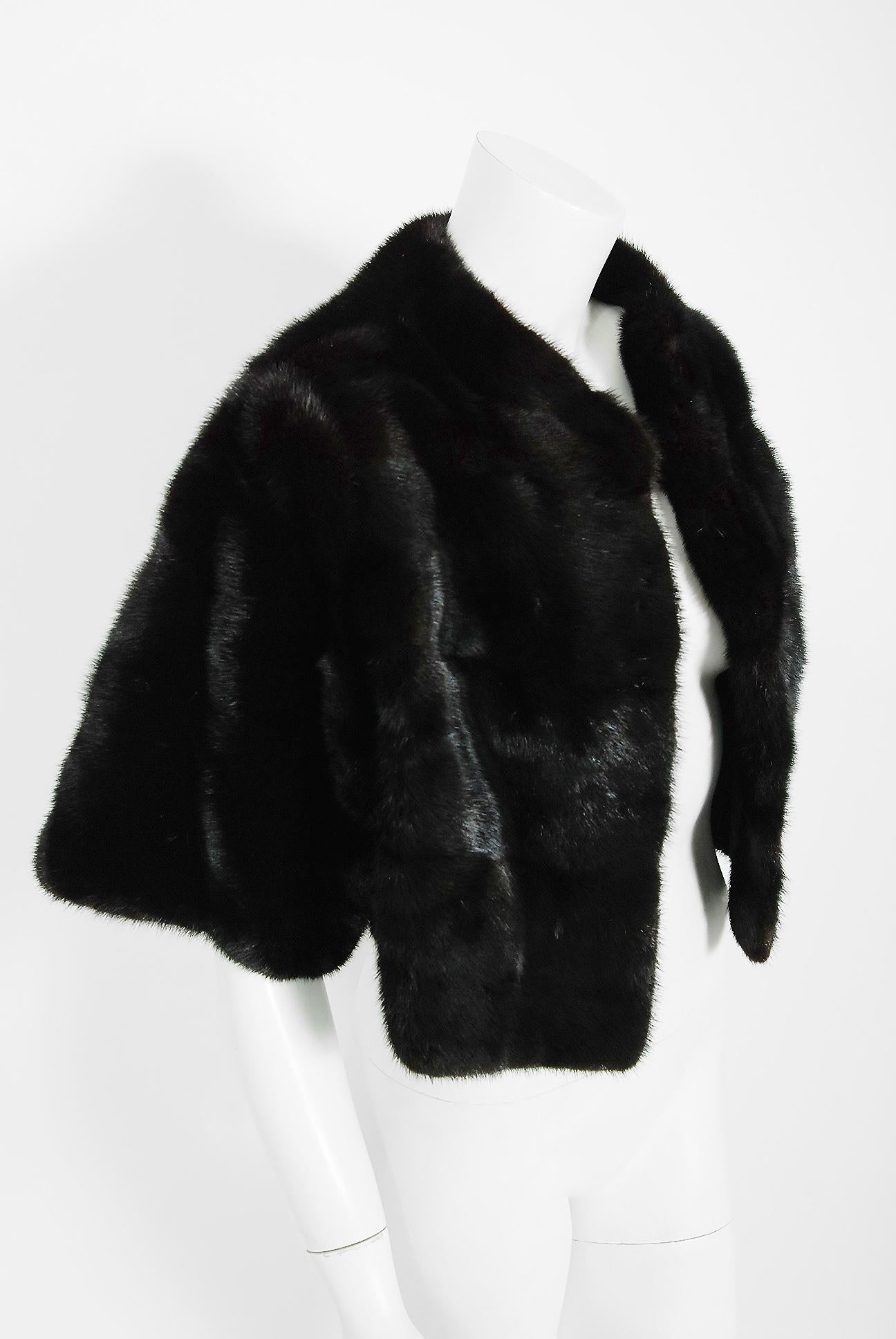  Vintage 1960's Revillon Paris Couture Black Diamond Mink Fur Bolero Jacket Pour femmes 
