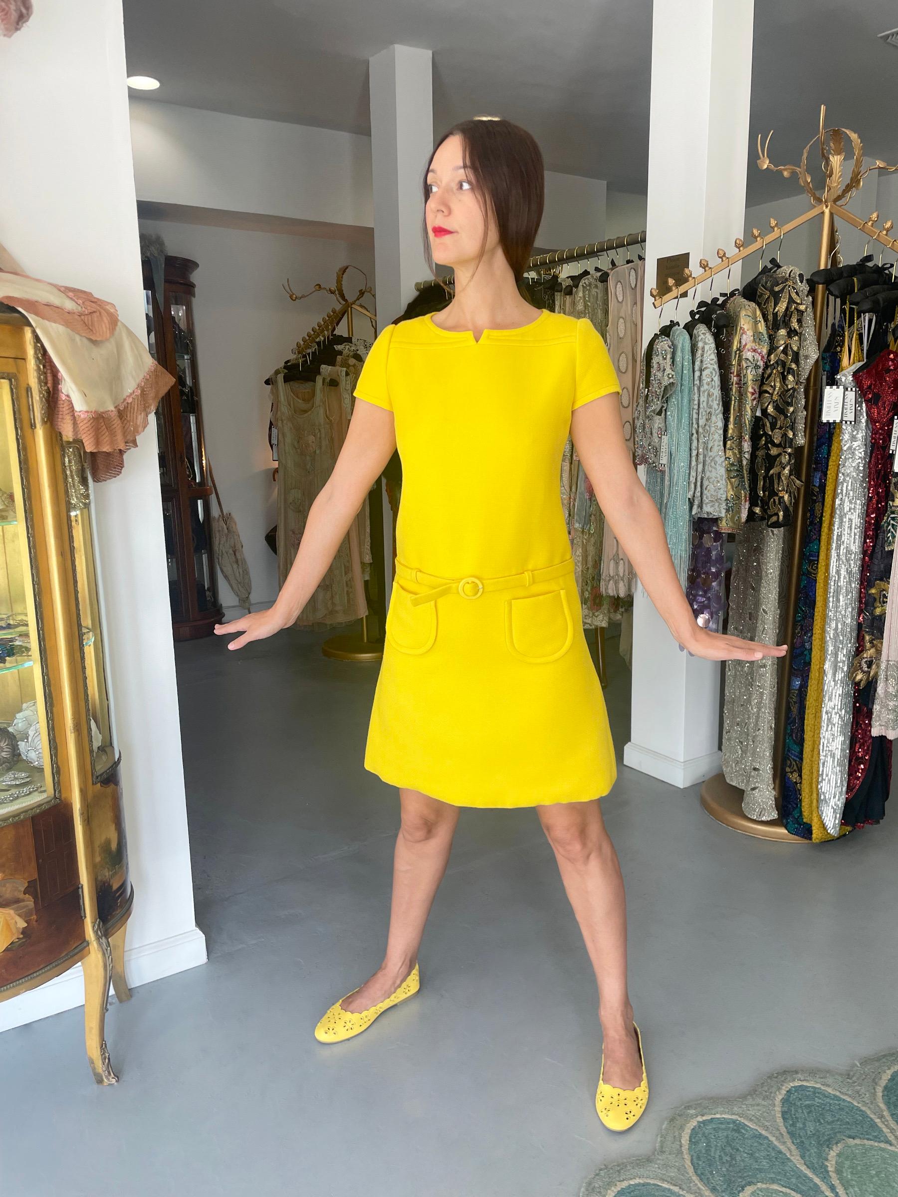 Vintage 1968 André Courrèges Paris Couture Yellow Wool Belt Space-Age Mod Dress 11