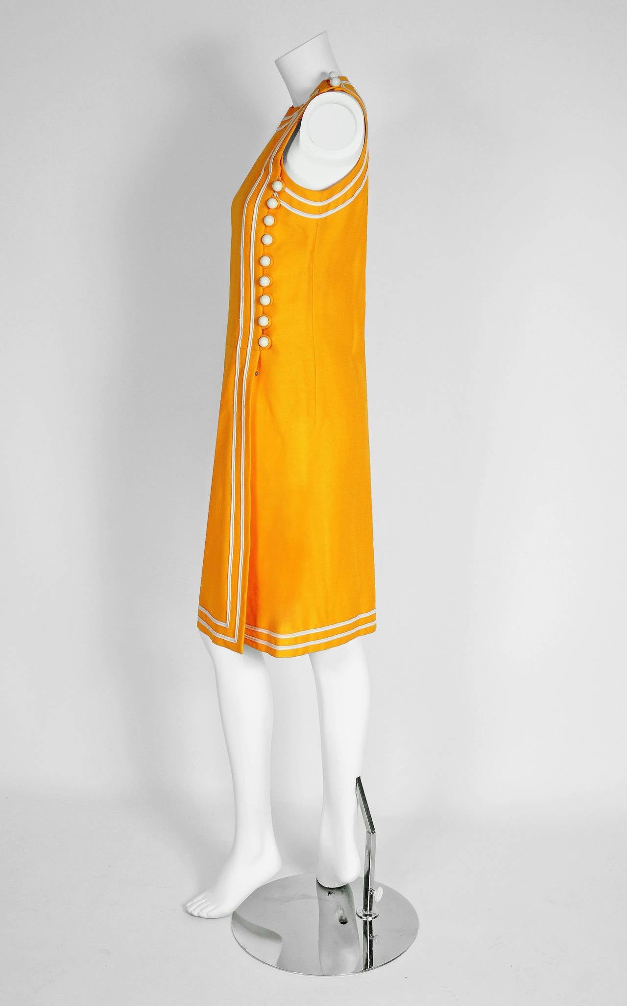 1969 Pierre Cardin Documented Yellow Linen Space-Age Stripe Mod Dress & Shorts In Excellent Condition In Beverly Hills, CA