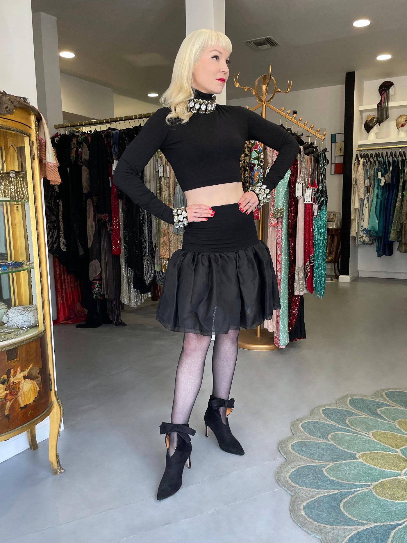 1991 Dolce & Gabbana Runway Crystal Rhinestone Black Crop Top w/ Matching Skirt en vente 13