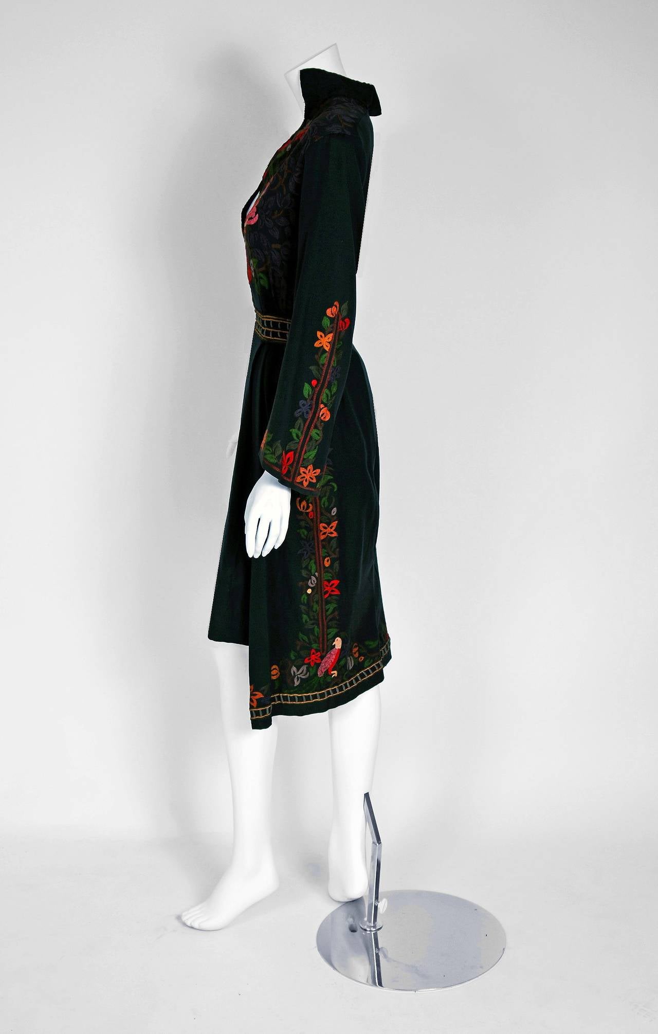 Black Colorful Bird-Garden Novelty Embroidered Cotton Bohemian Ethnic Dress, 1920s 