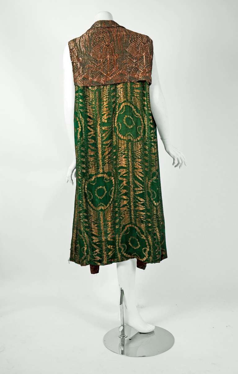 1920's Opulent Metallic-Gold Lace & Emerald Green Lame Deco Flapper Vest Jacket In Excellent Condition In Beverly Hills, CA