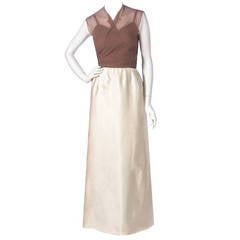 1967 Balenciaga Haute-Couture-Abendkleid aus elfenbeinfarbener Seide und nacktem Chiffon mit Illusion
