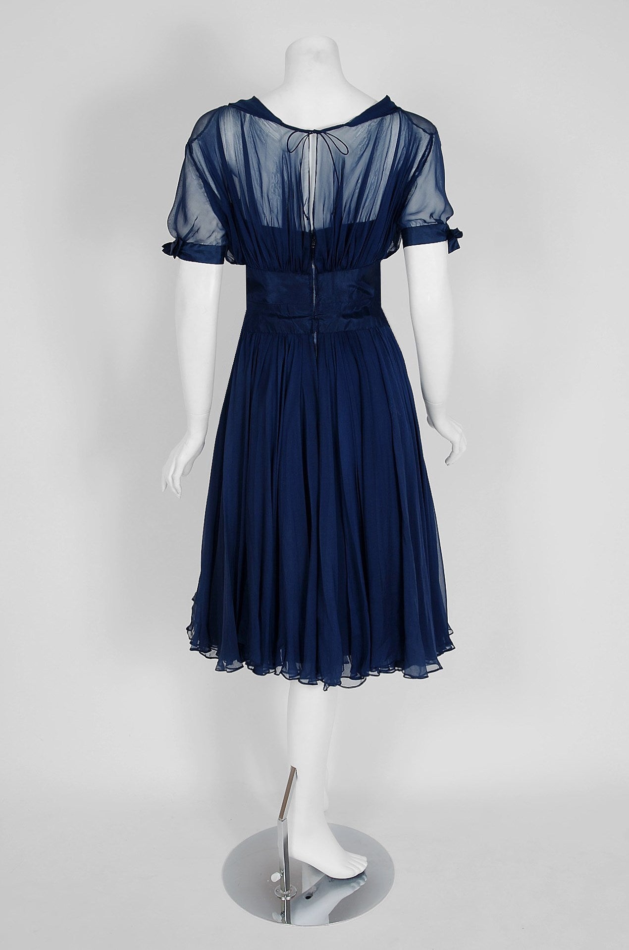 1955 Jean Desses Haute Couture Navy Blue Silk Chiffon Shelf-Bust Sculpted Dress In Good Condition In Beverly Hills, CA