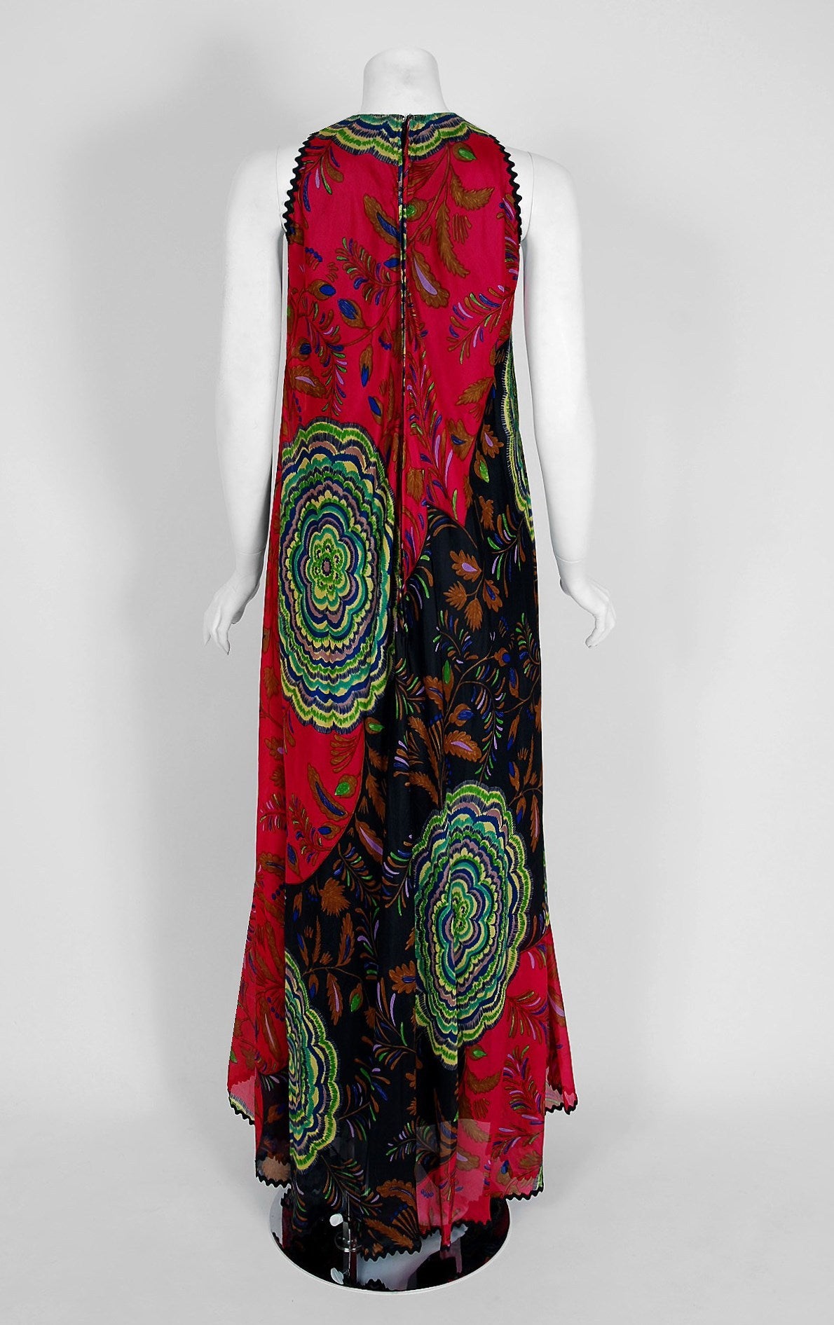 Women's 1974 Lanvin Couture Colorful Abstract-Floral Print Silk Goddess Gown & Shawl