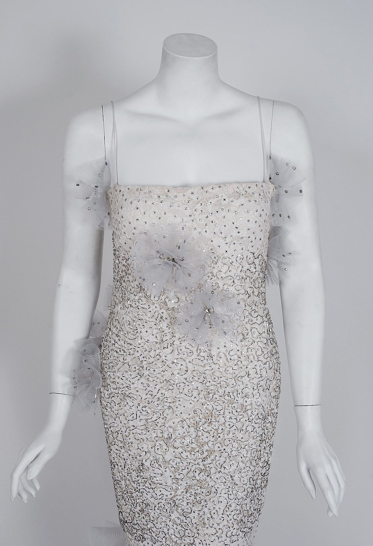 1955 Nina Ricci Paris Haute-Couture Weiß Strass Spitze Seide Meerjungfrau Kleid (Grau)