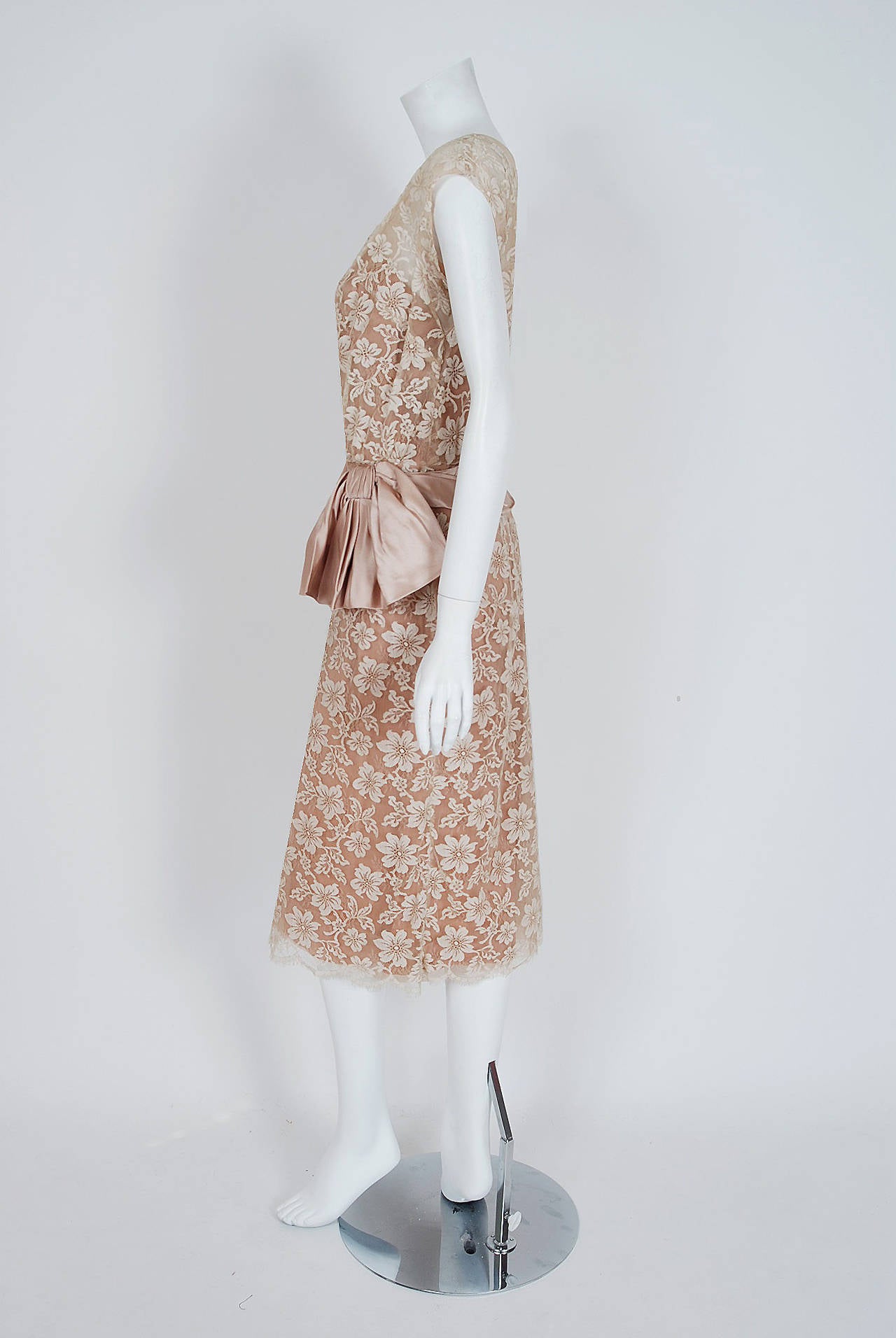 1950's Peggy Hunt Nude & Ivory Lace Sheer-Illusion Peplum Cocktail Party Dress In Excellent Condition In Beverly Hills, CA