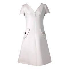 Courrèges Couture - Robe modulaire en laine ivoire-blanc, taille haute, 1966