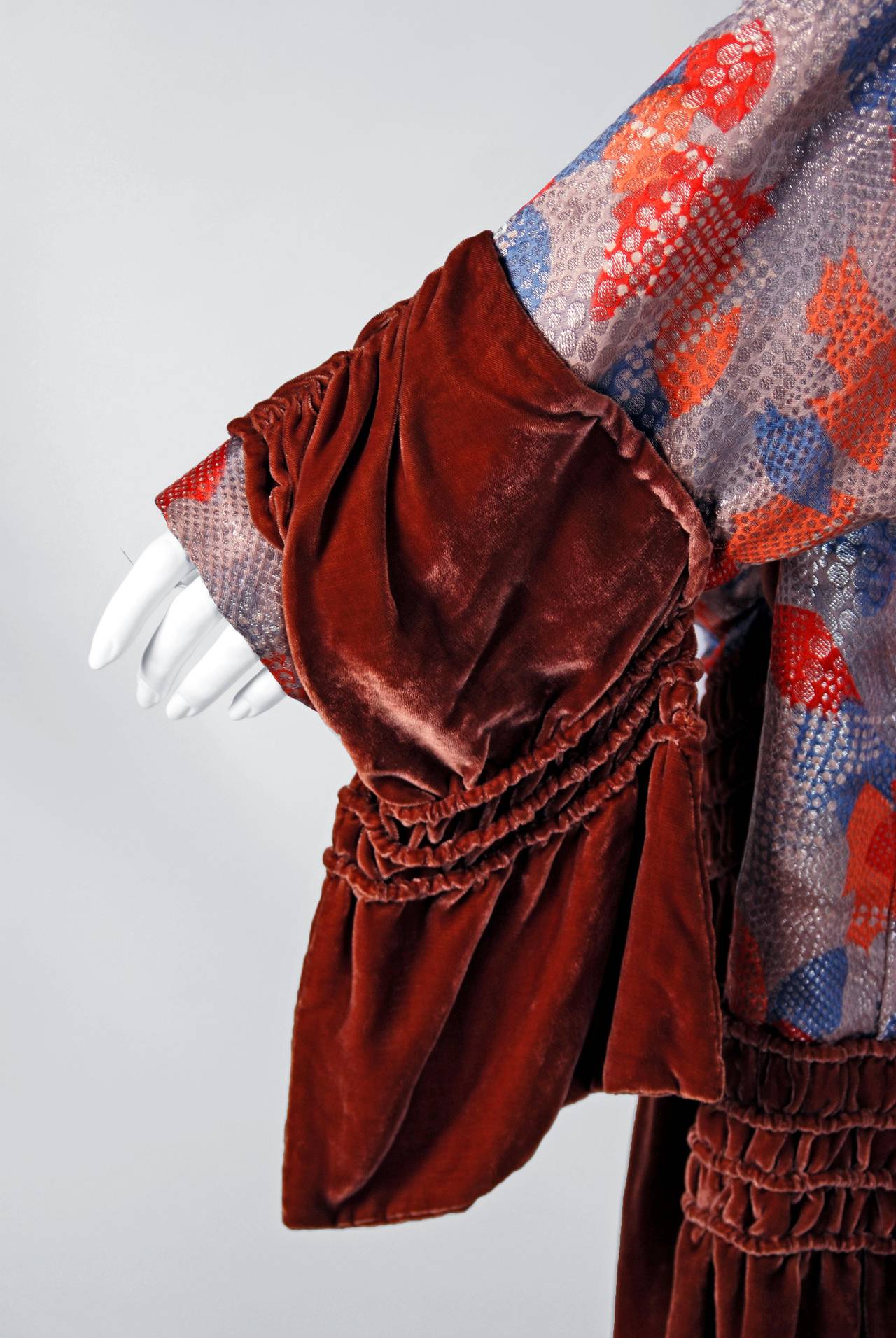 Brown 1920's Metallic Deco-Lame & Cinnamon Silk Velvet Flapper Winged-Sleeve Coat
