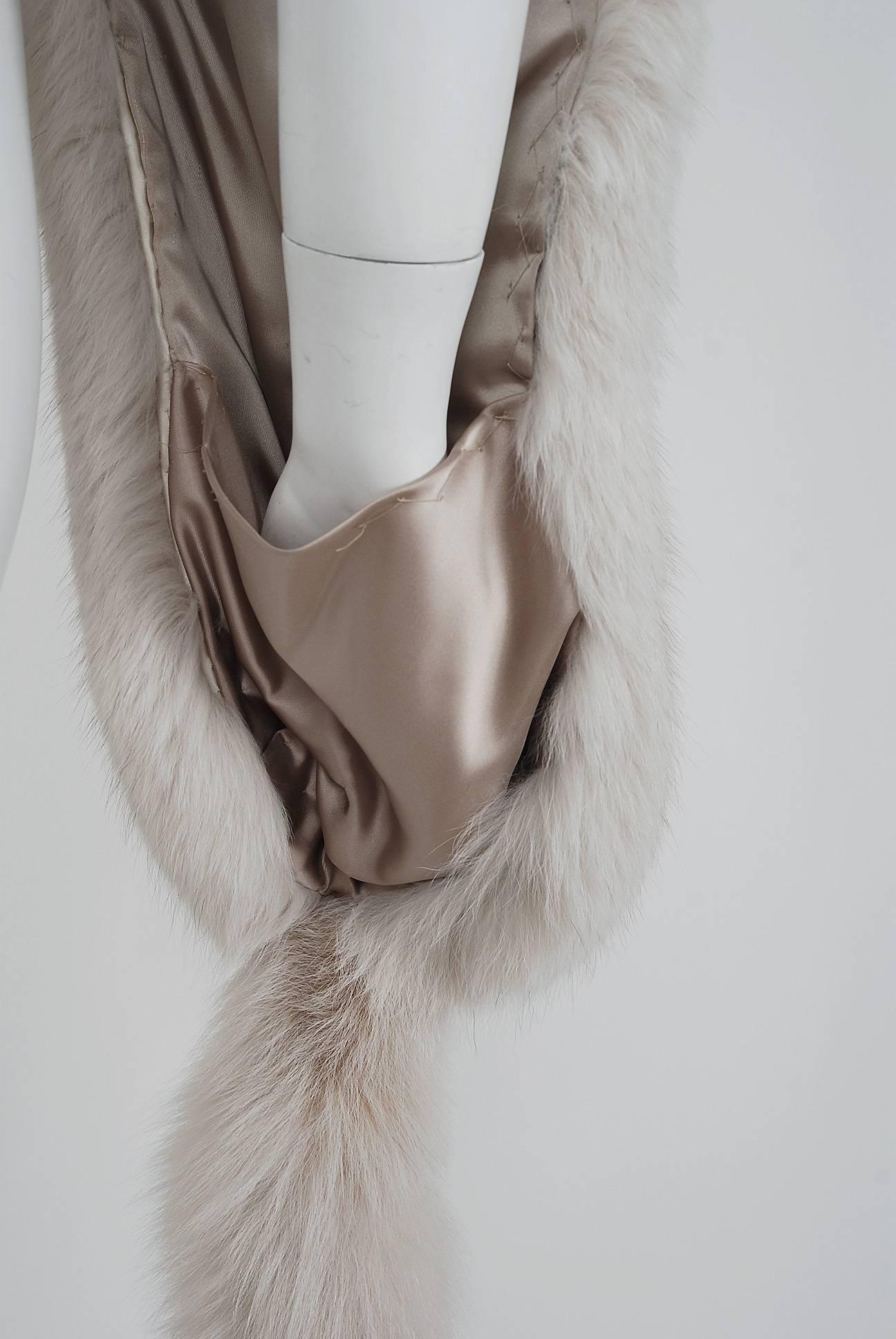 1960's Luxurious Ivory-White Genuine Fox-Fur Long Tails Wrap Stole Shawl 1