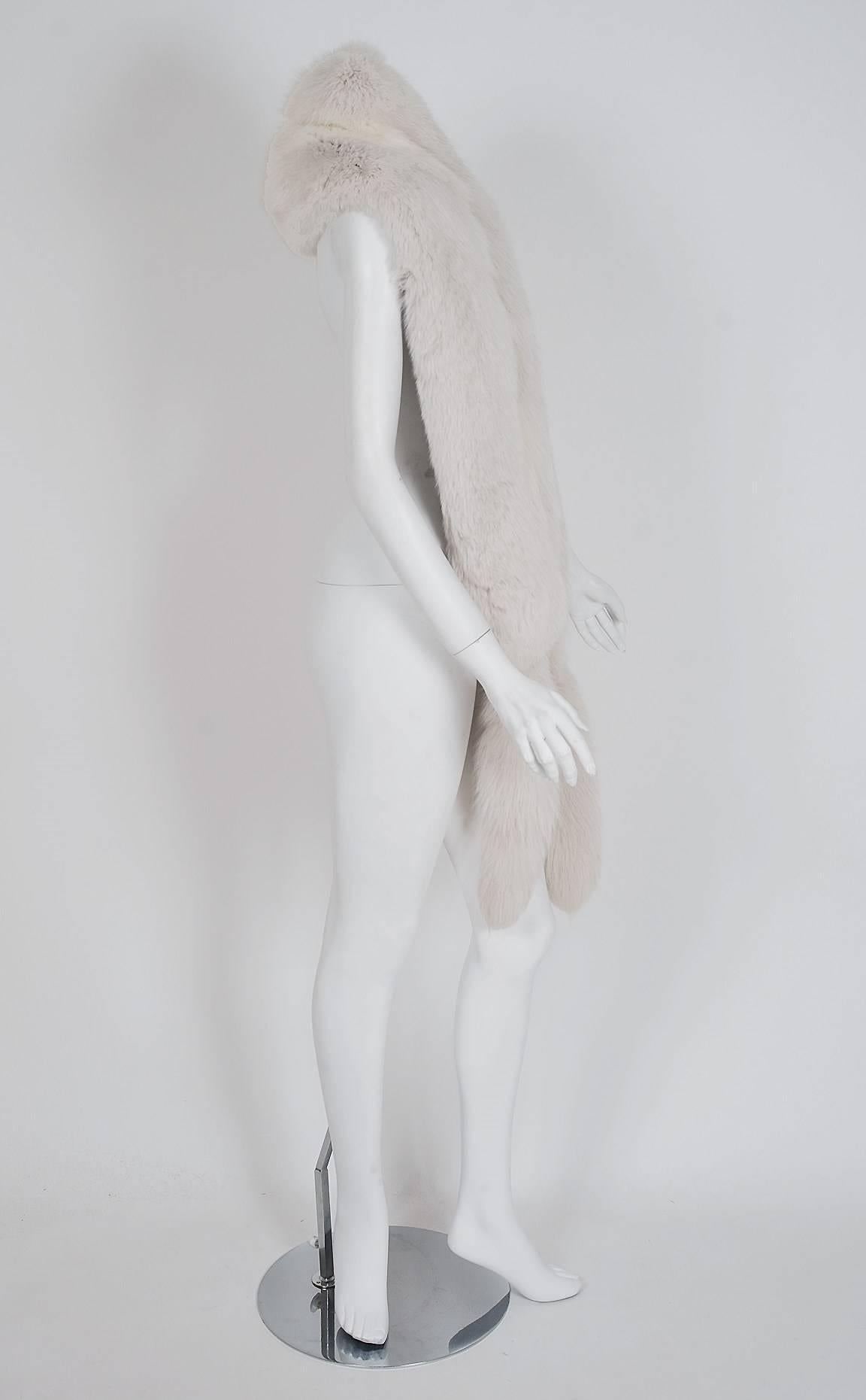 Women's 1960's Luxurious Ivory-White Genuine Fox-Fur Long Tails Wrap Stole Shawl