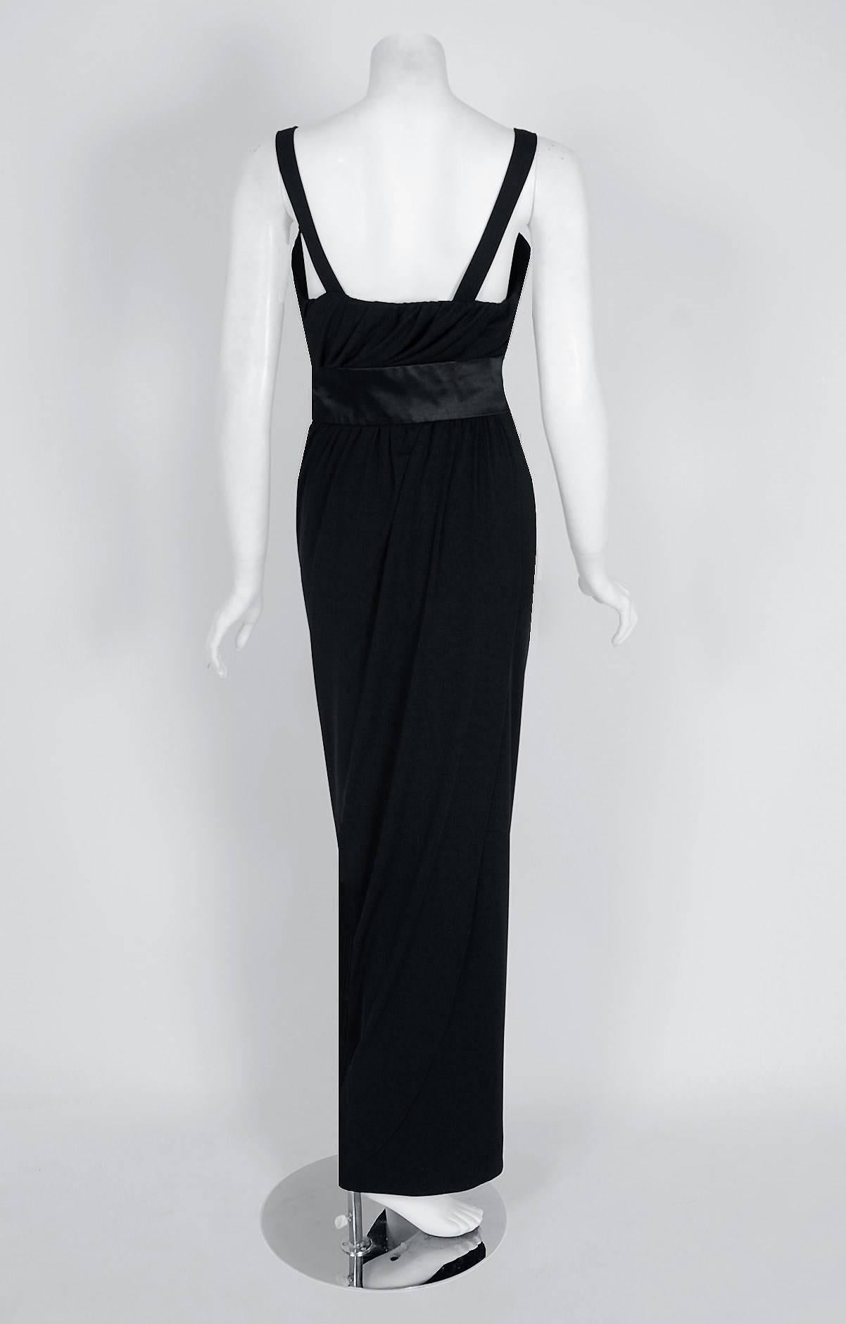 1959 Pierre Balmain Haute-Couture Black Pleated Silk-Jersey Hourglass Gown In Excellent Condition In Beverly Hills, CA