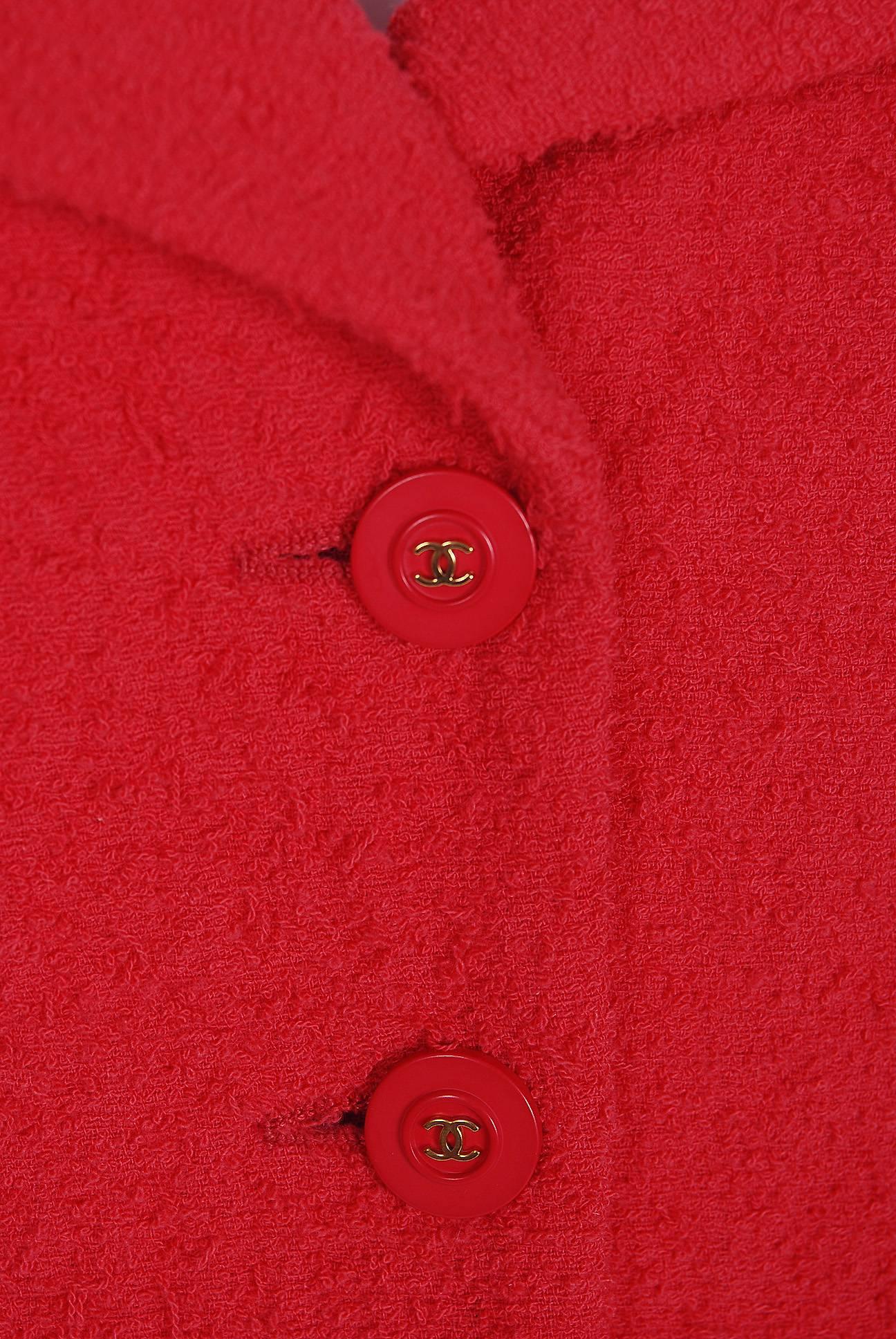 Red 1994 Chanel Runway Hot-Pink Boucle Wool Portrait-Collar Tailored Jacket Suit 