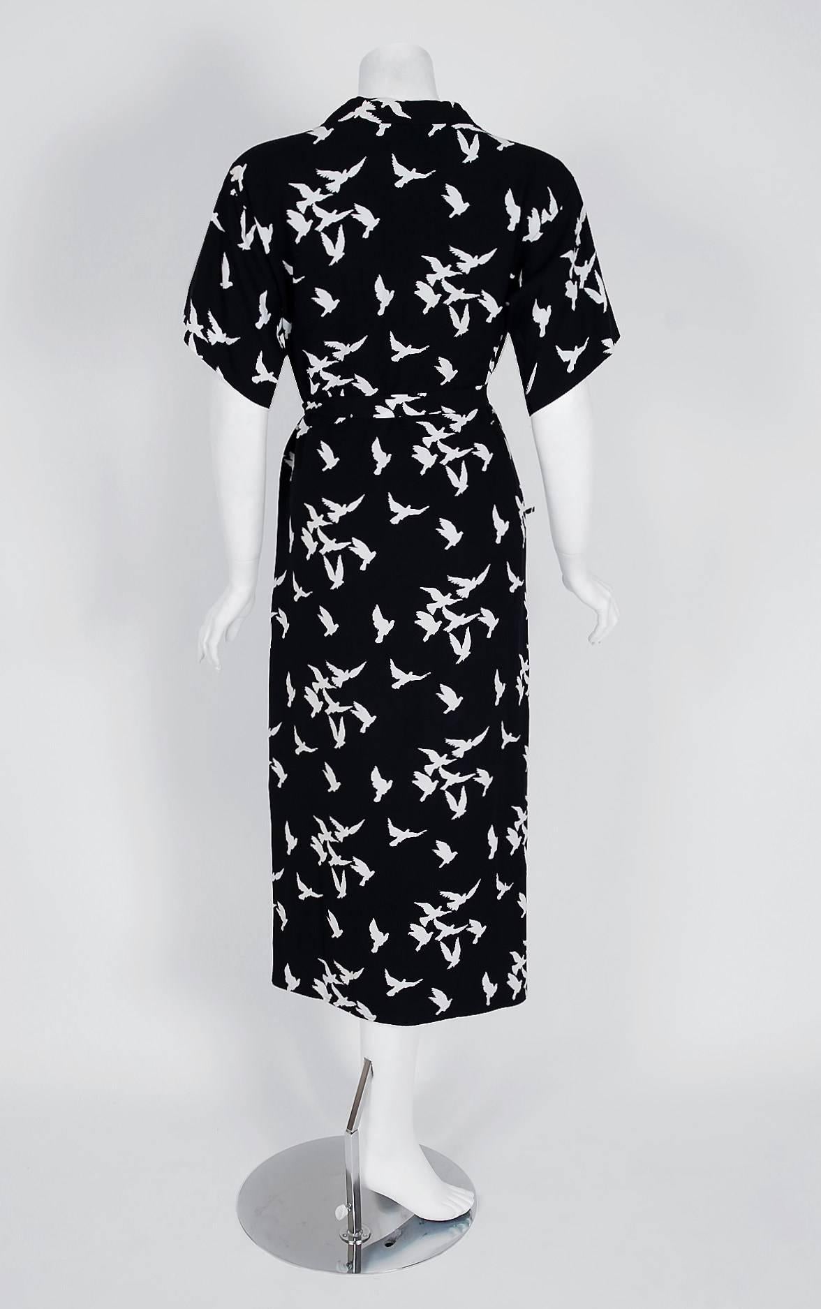 1978 Yves Saint Laurent Doumented Bird Novelty Print Rayon-Crepe Belted Dress 2